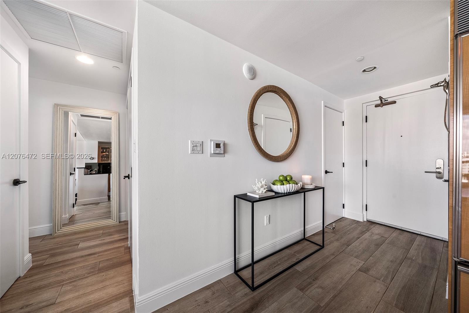 6799 Collins Ave # 701