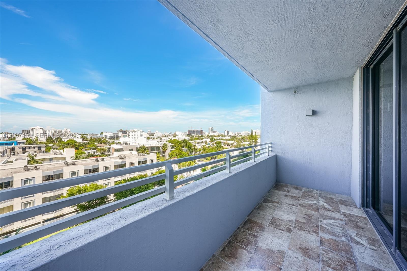 1330 West Ave # 811