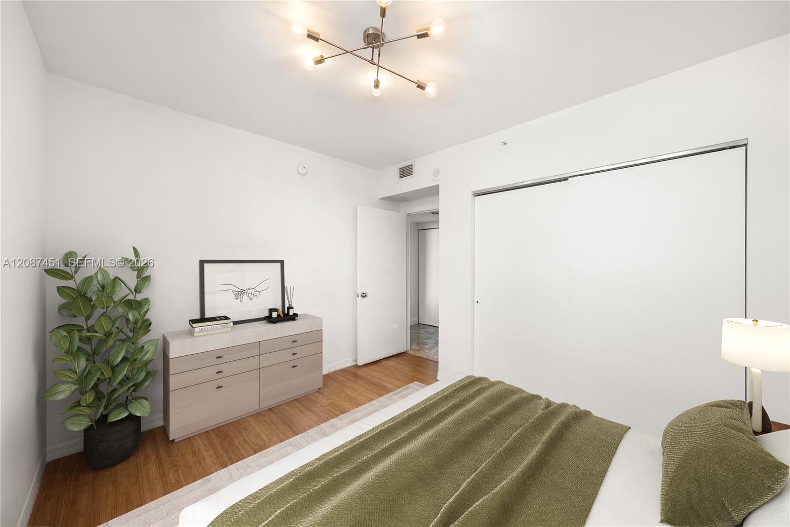 1330 West Ave # 811