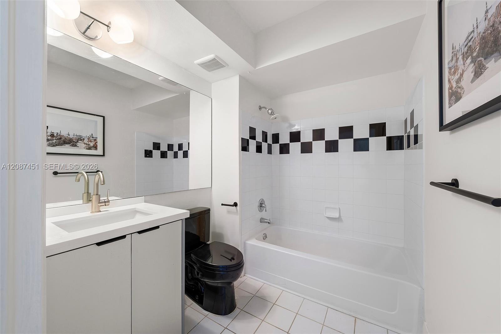 1330 West Ave # 811
