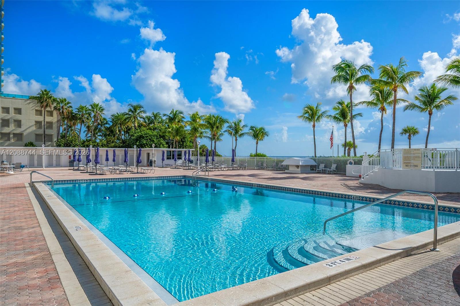 5005 Collins Ave # 1525