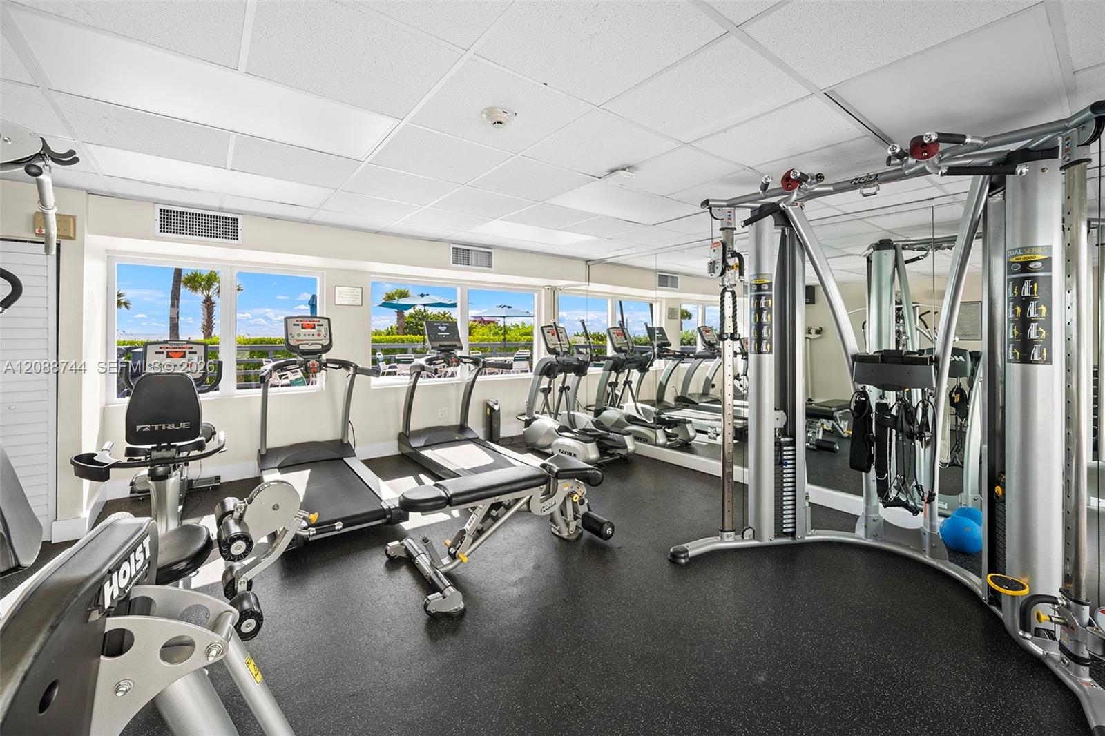 5005 Collins Ave # 1525