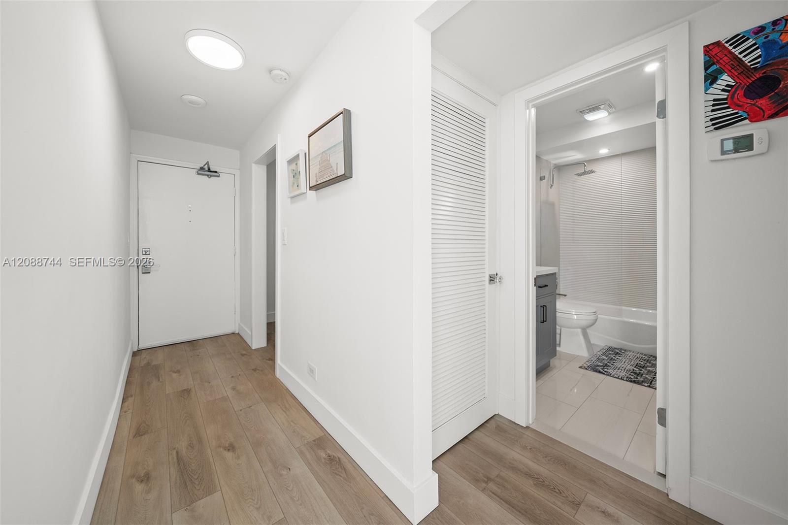 5005 Collins Ave # 1525