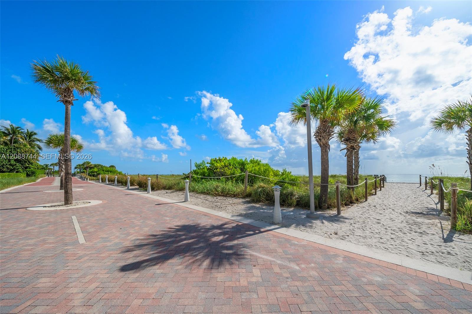 5005 Collins Ave # 1525