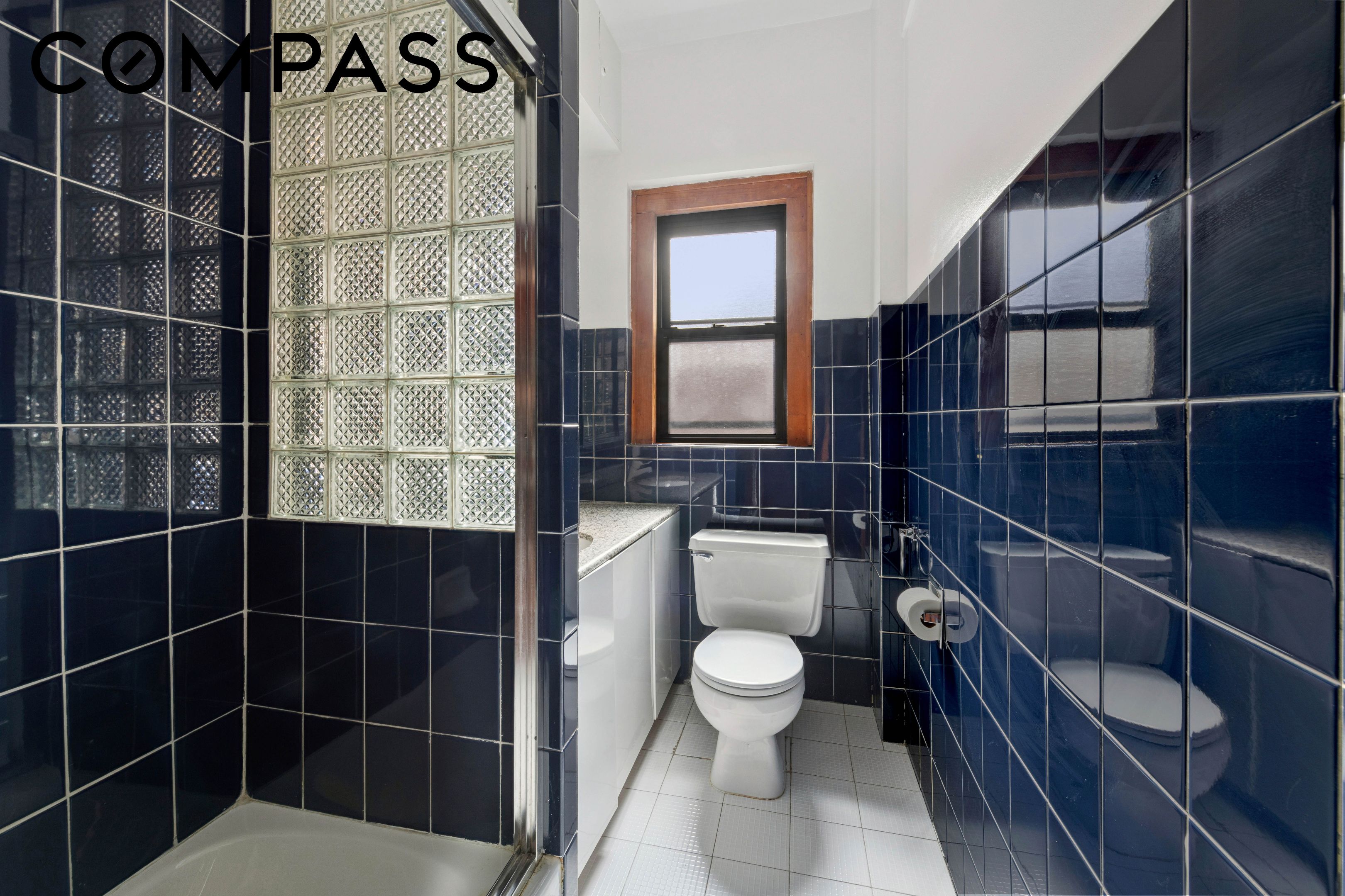 150 E 49th Street 9D