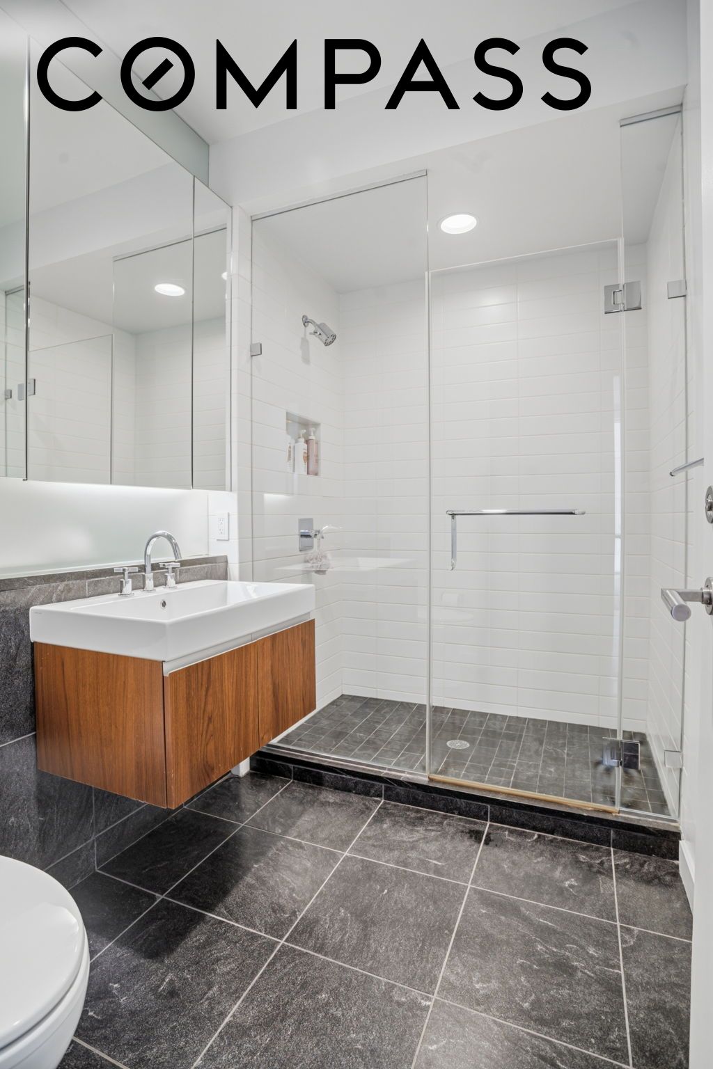 311 W Broadway 7D