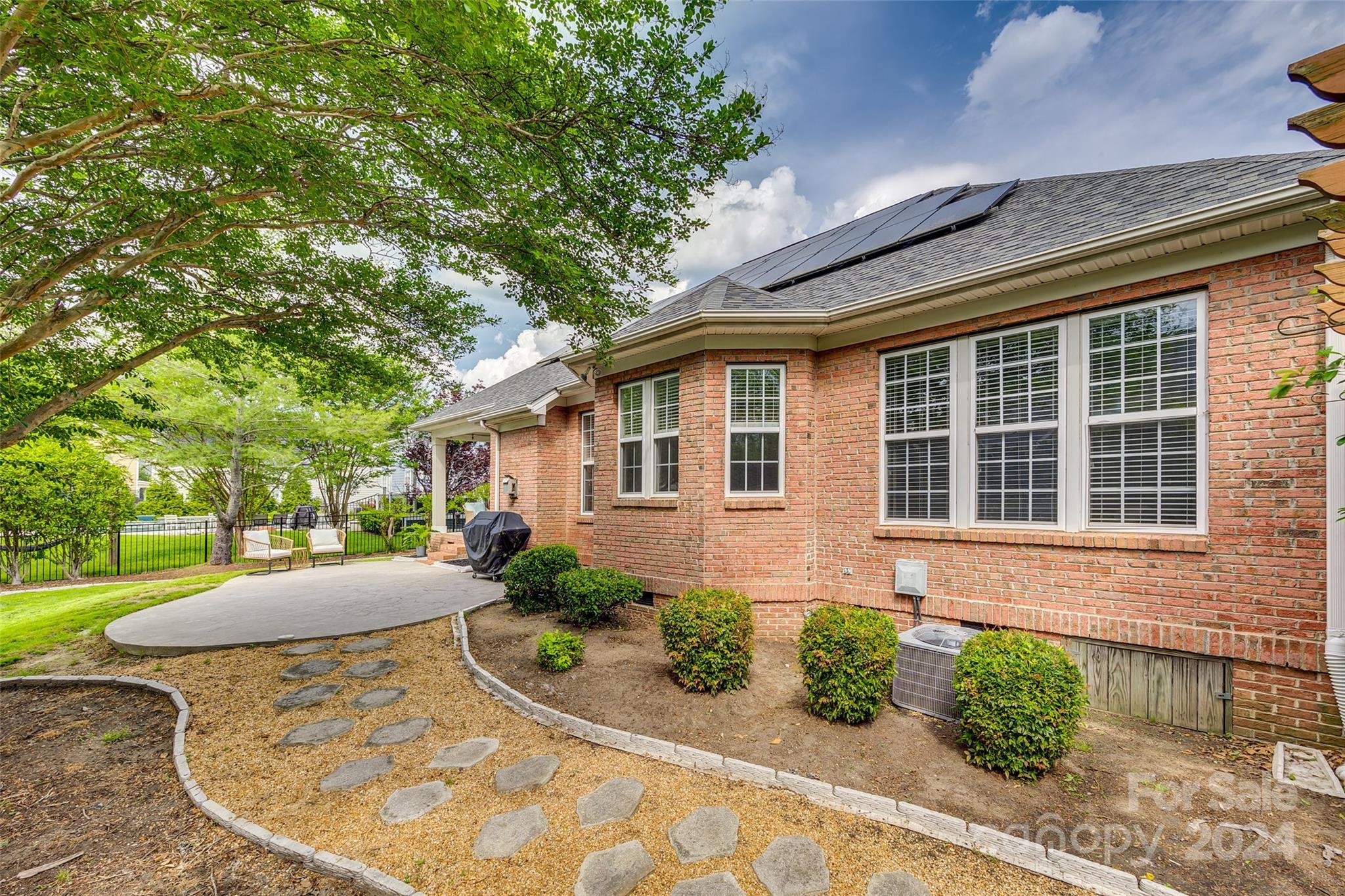 2008 Emerald Pines Drive