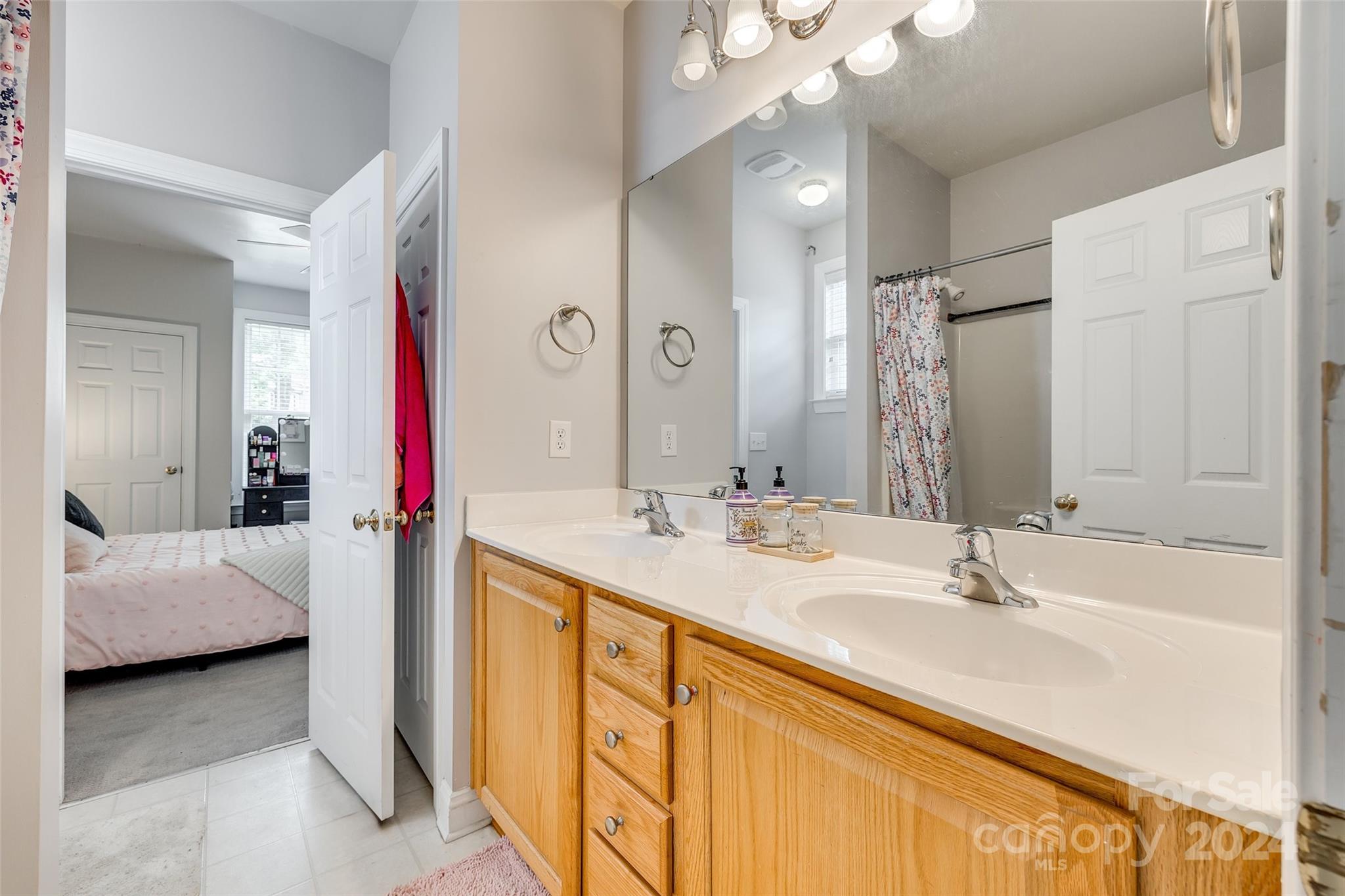 2008 Emerald Pines Drive