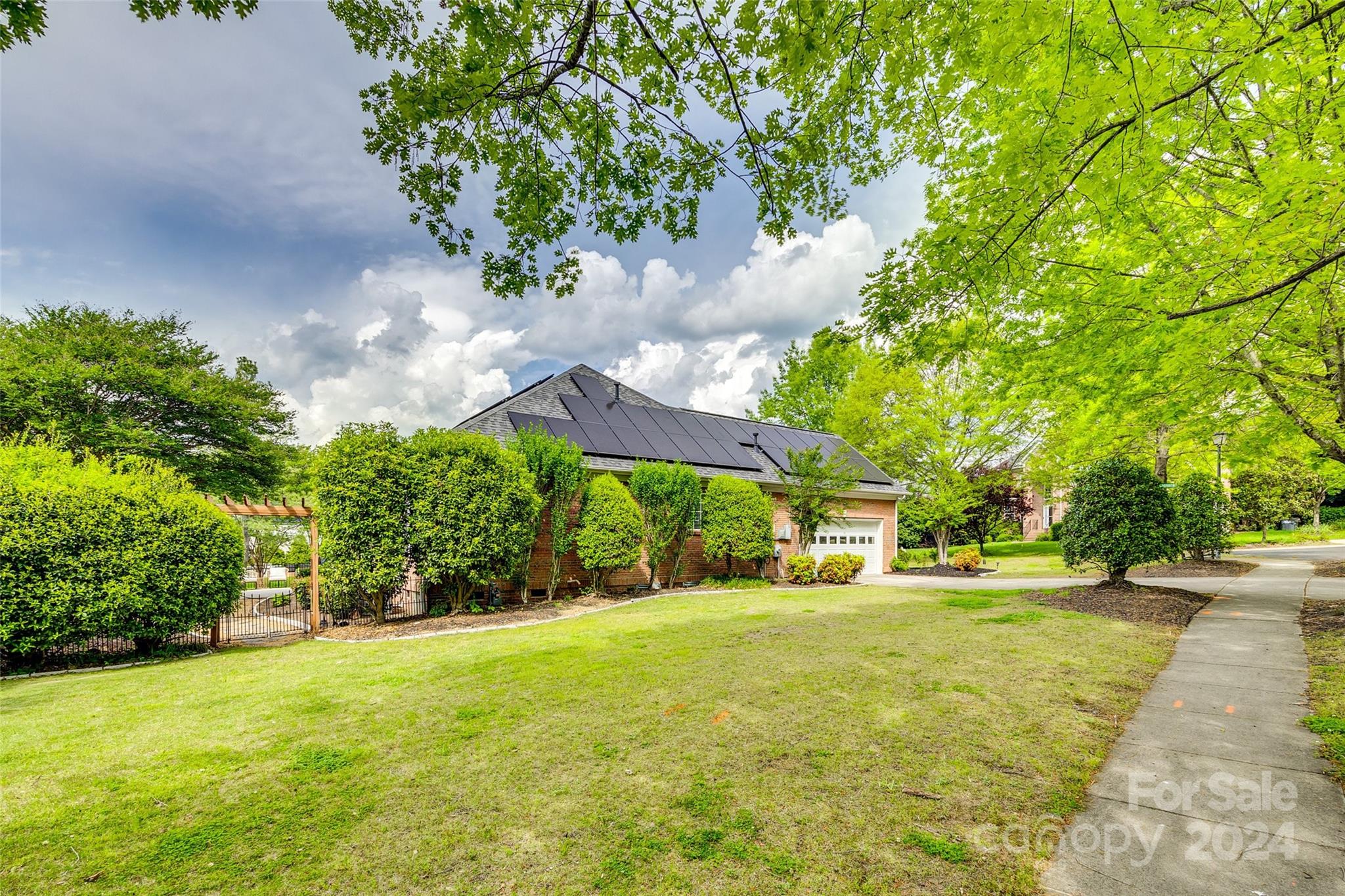 2008 Emerald Pines Drive