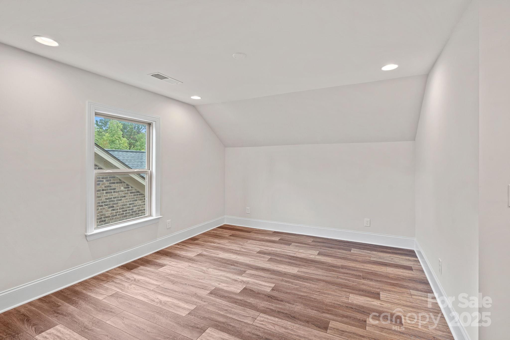 3006 Portico Place Unit: 37