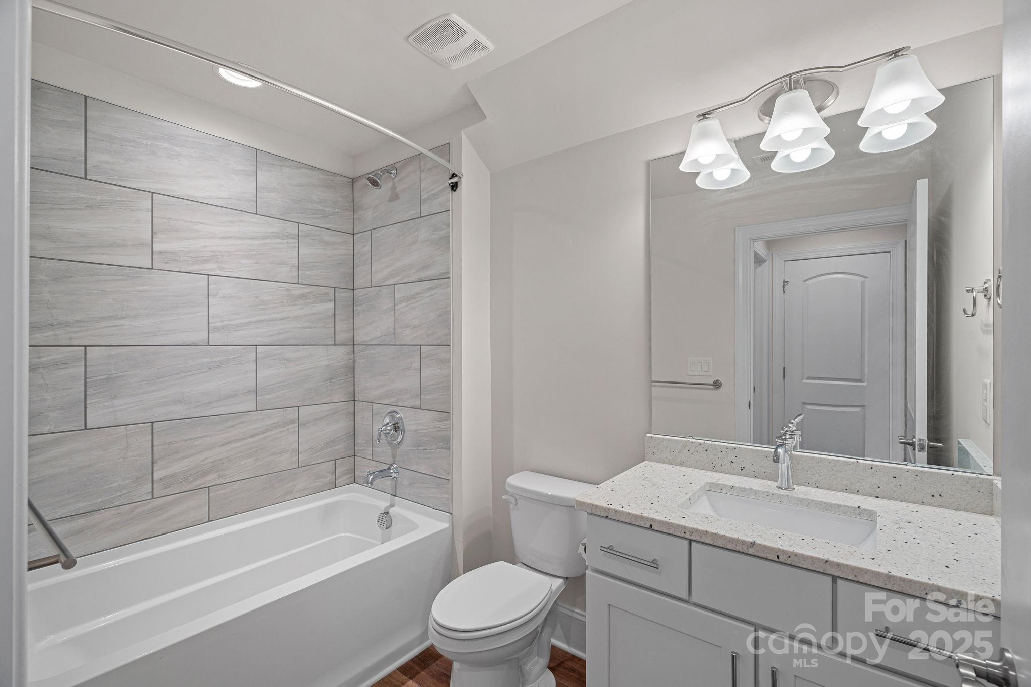 3006 Portico Place Unit: 37