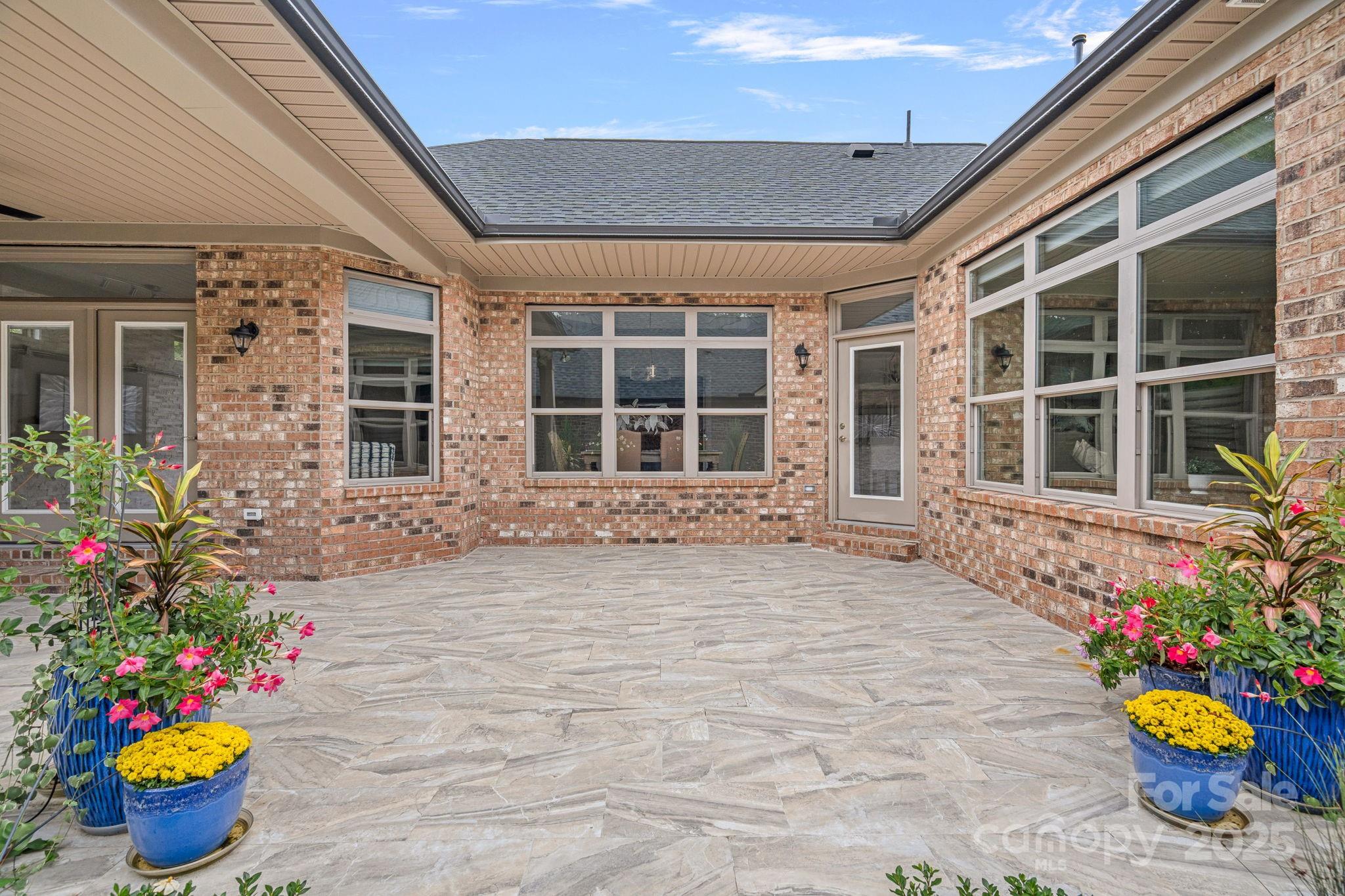 3006 Portico Place Unit: 37