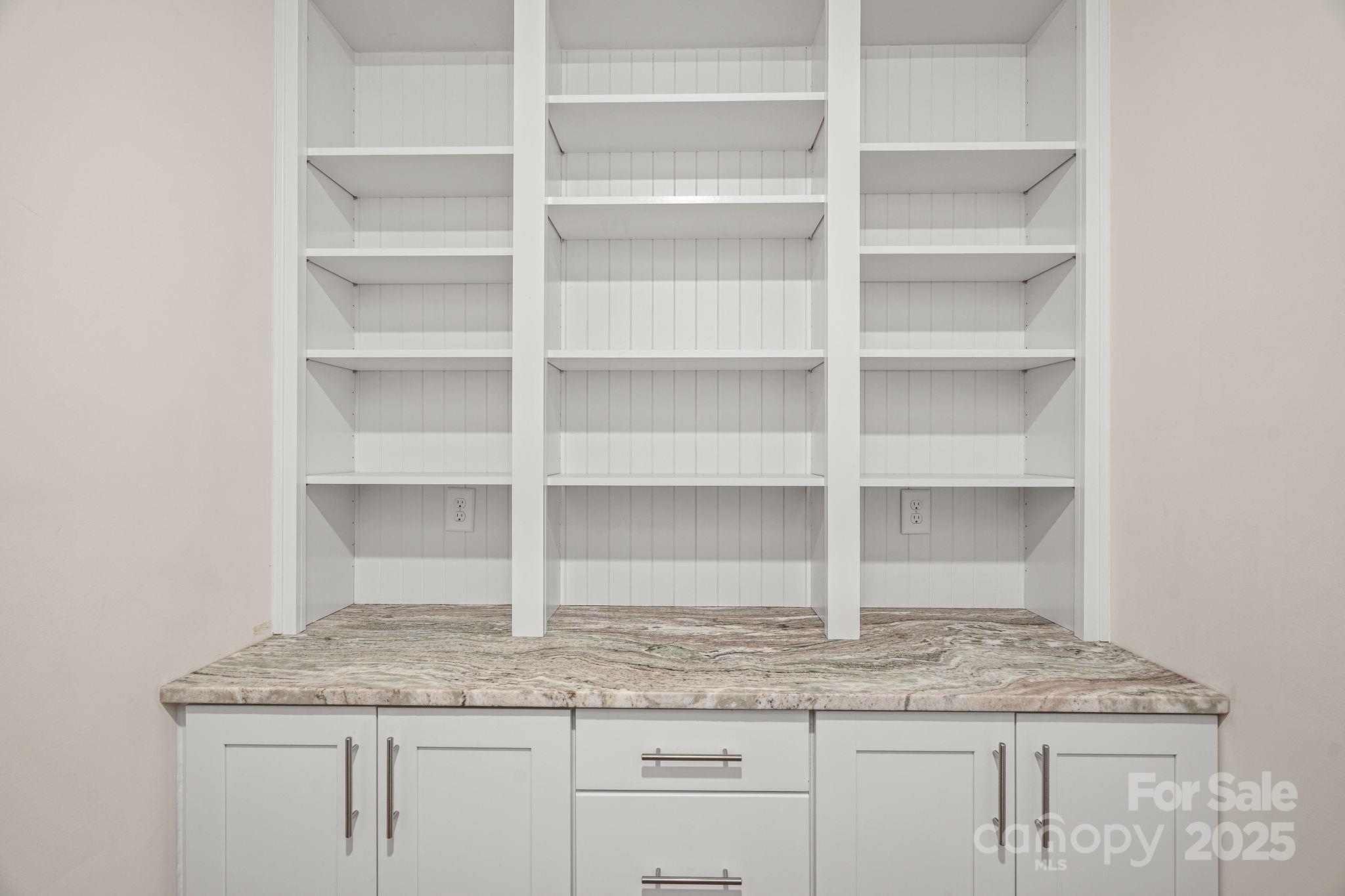 3006 Portico Place Unit: 37