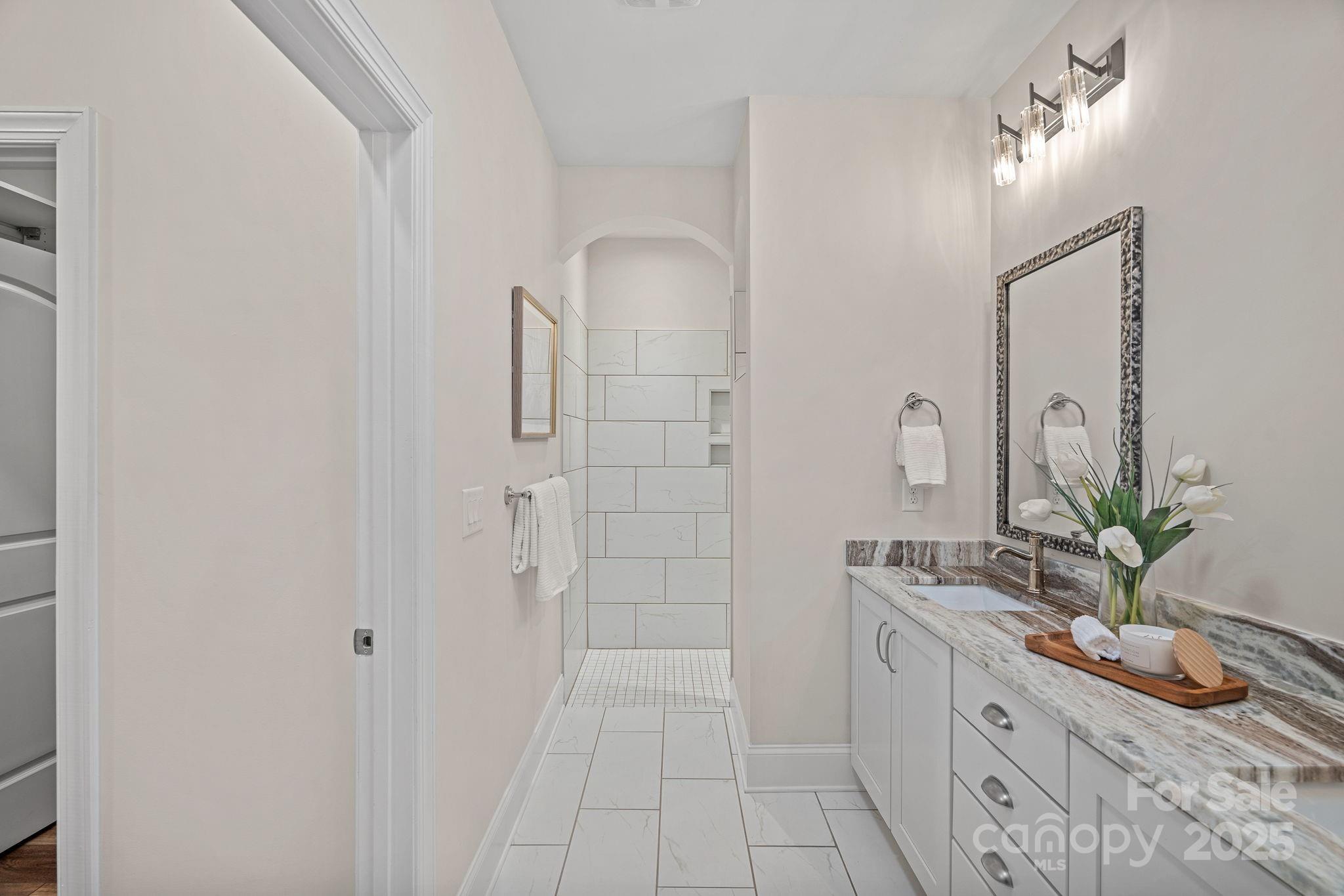 3006 Portico Place Unit: 37