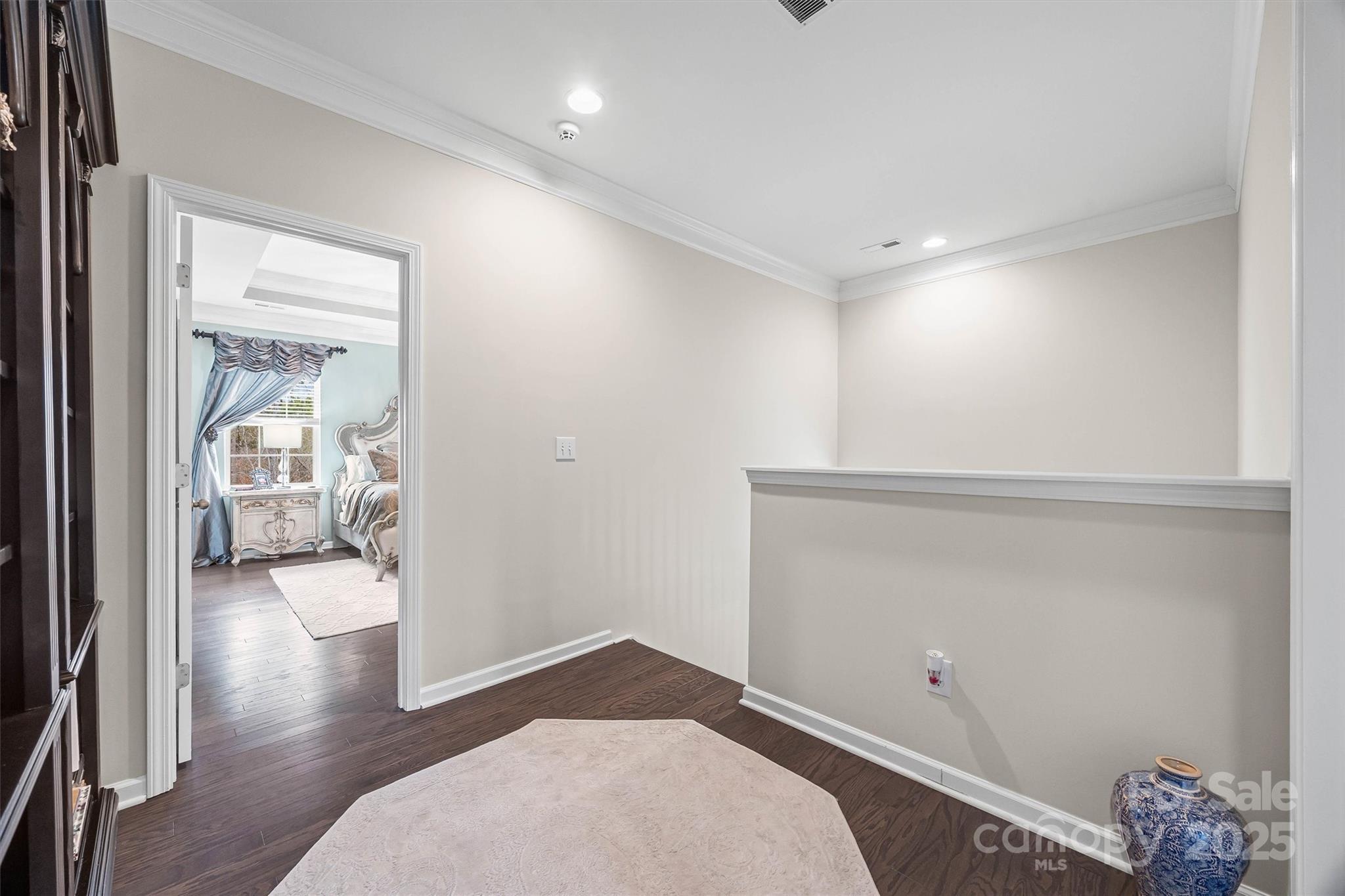 632 Amber Meadows Way