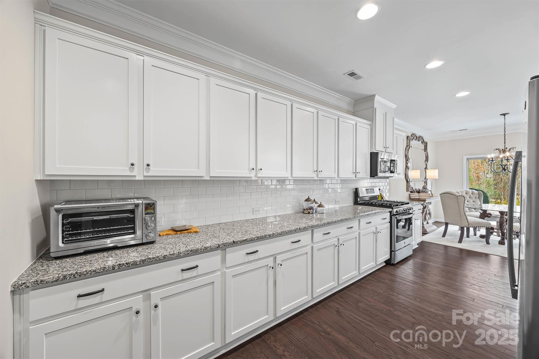 632 Amber Meadows Way