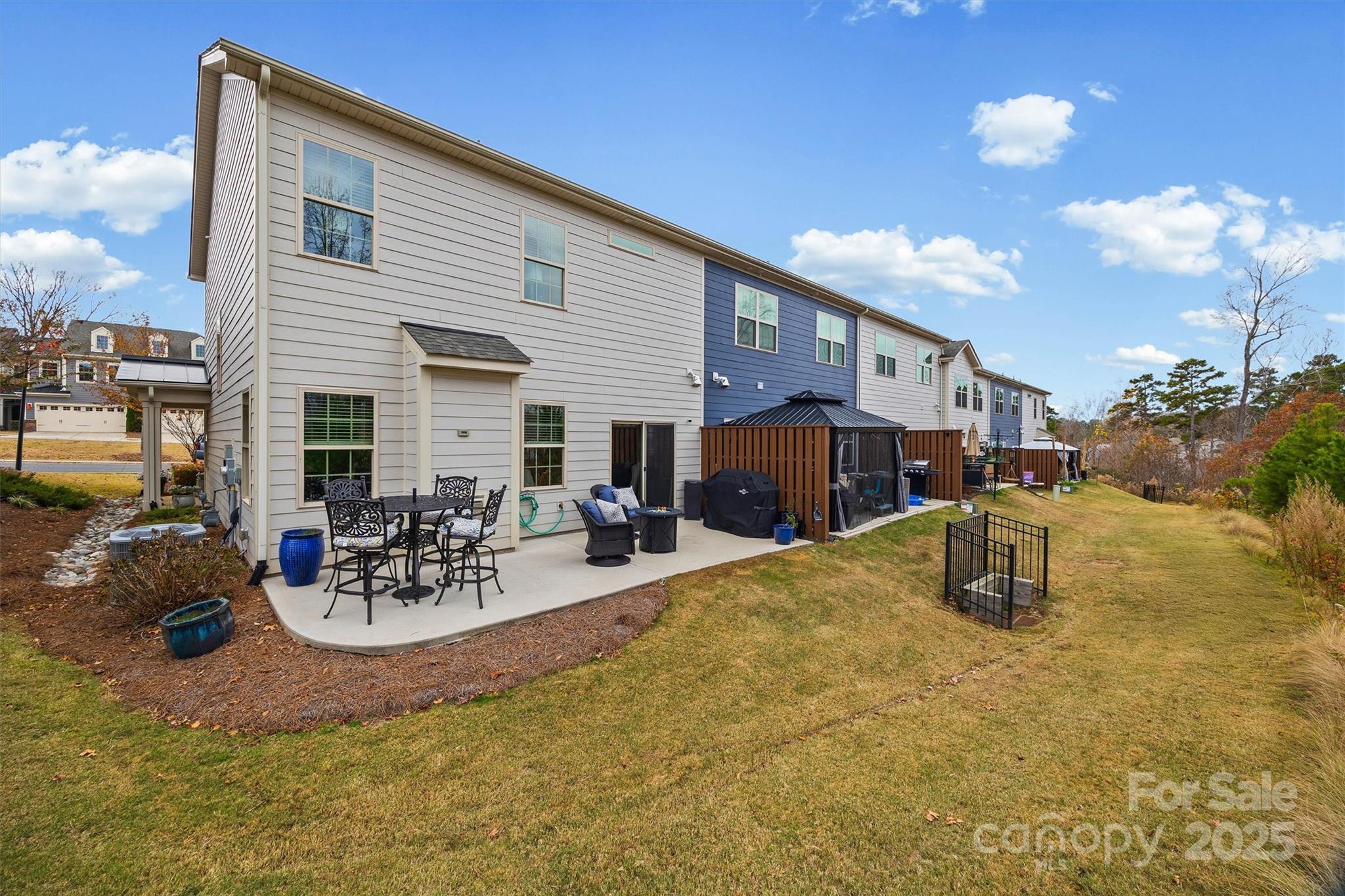 632 Amber Meadows Way