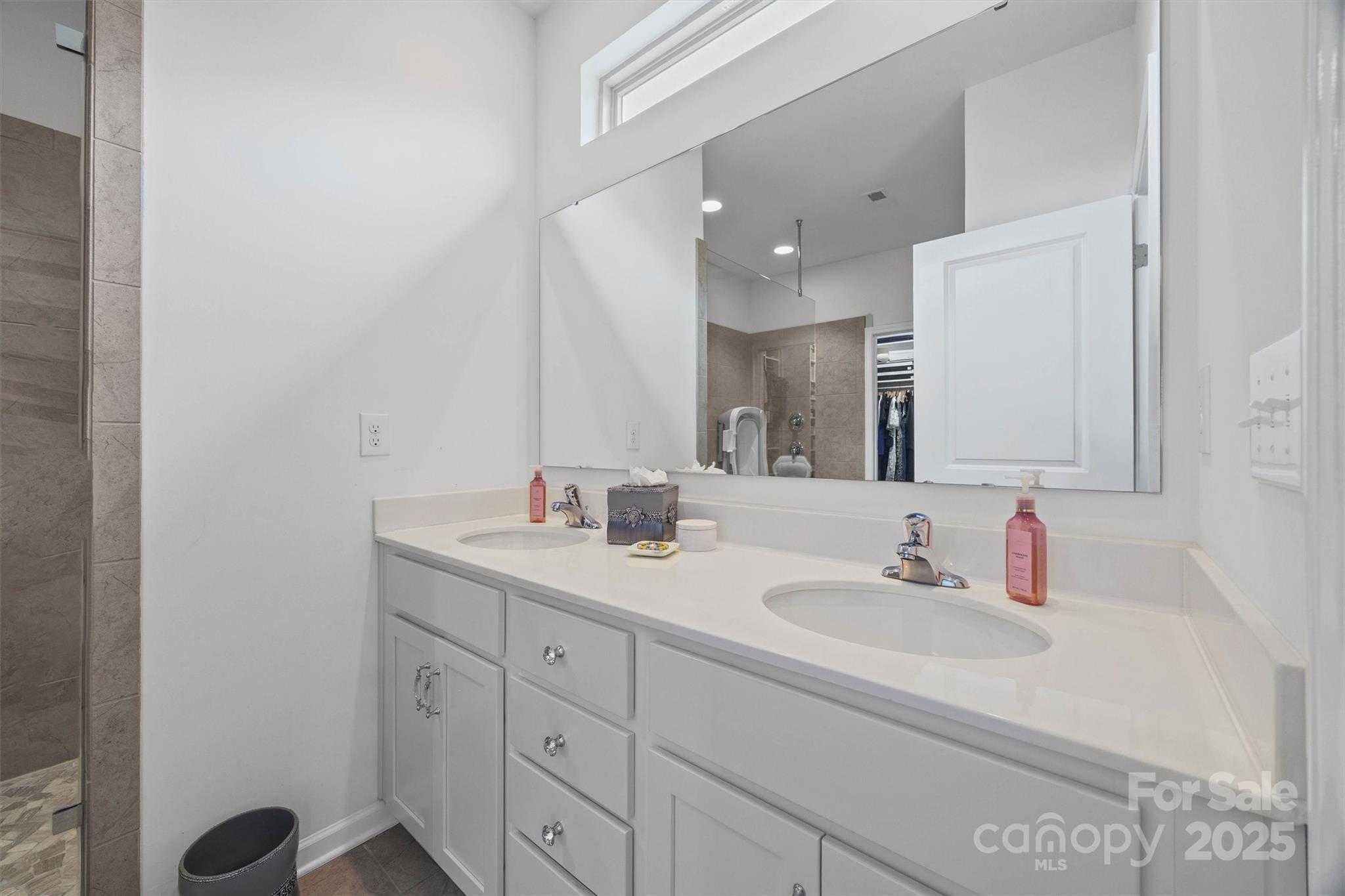 632 Amber Meadows Way