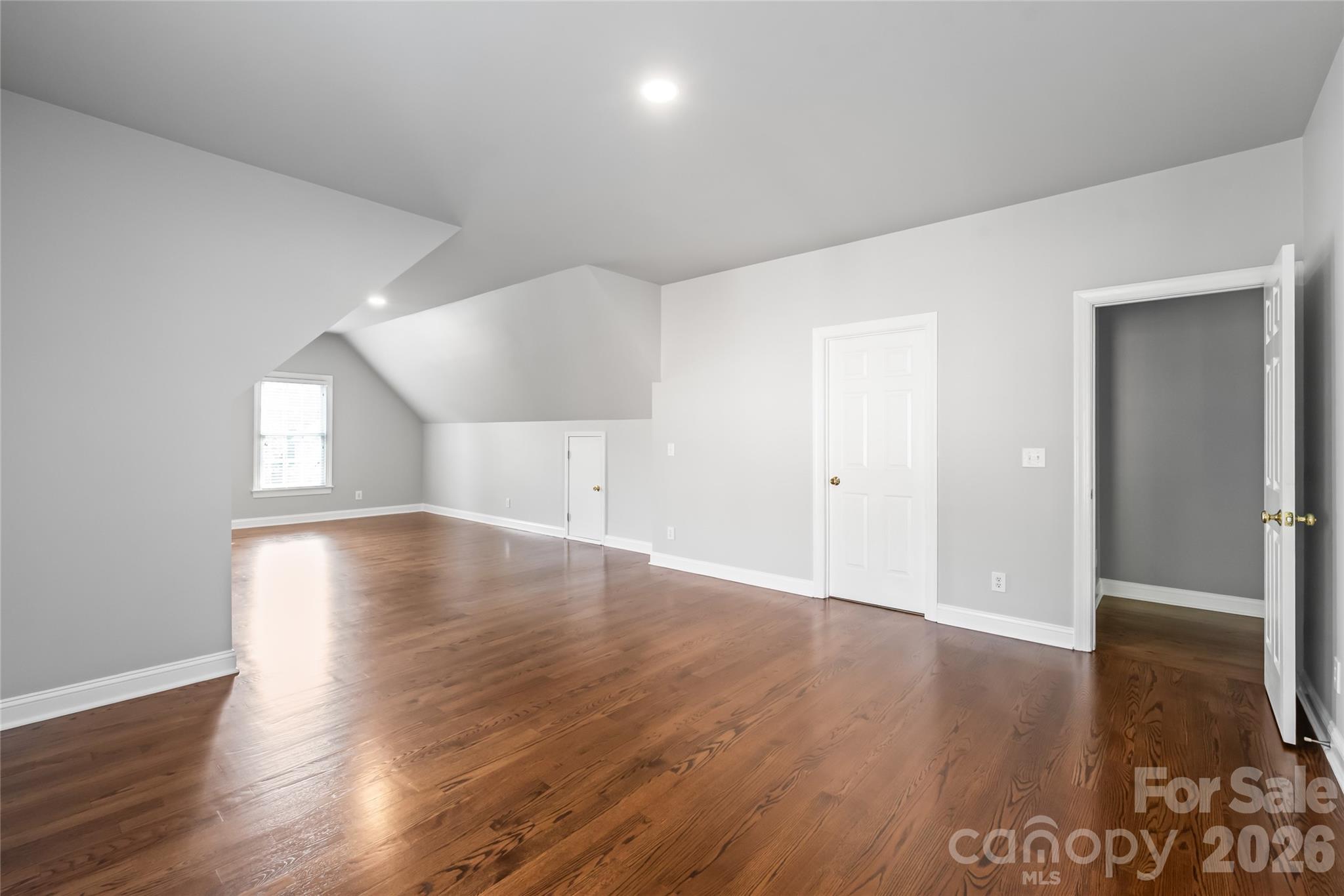 907 Hickory Stick Drive