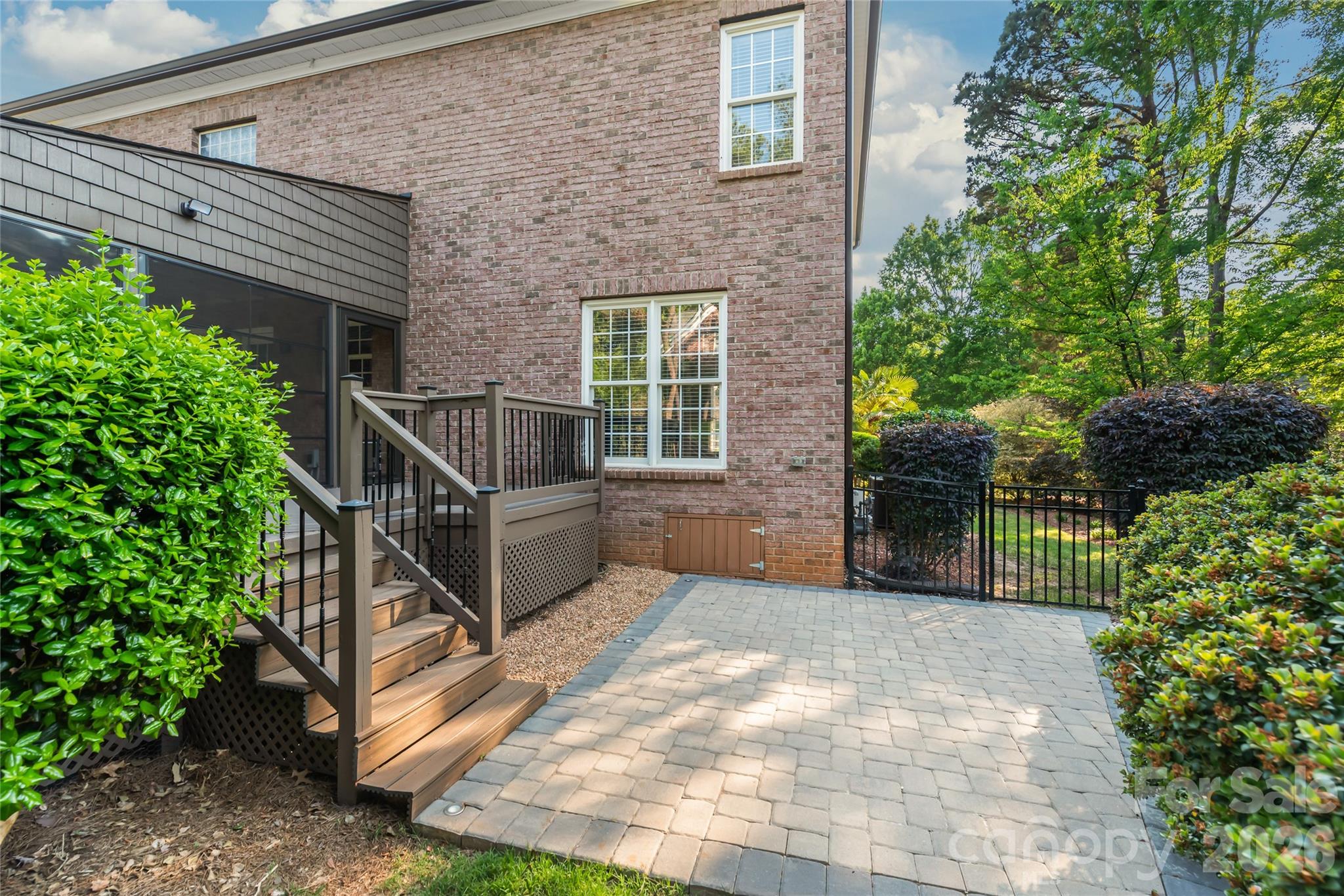 907 Hickory Stick Drive