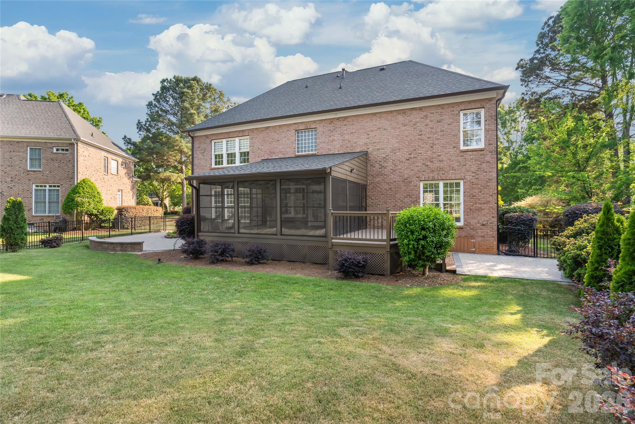 907 Hickory Stick Drive