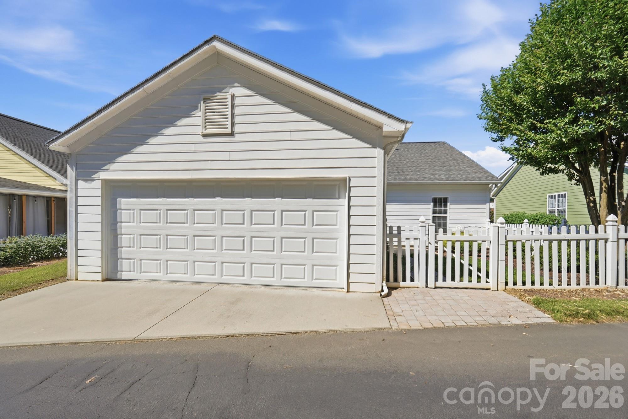 13344 Old Compton Court