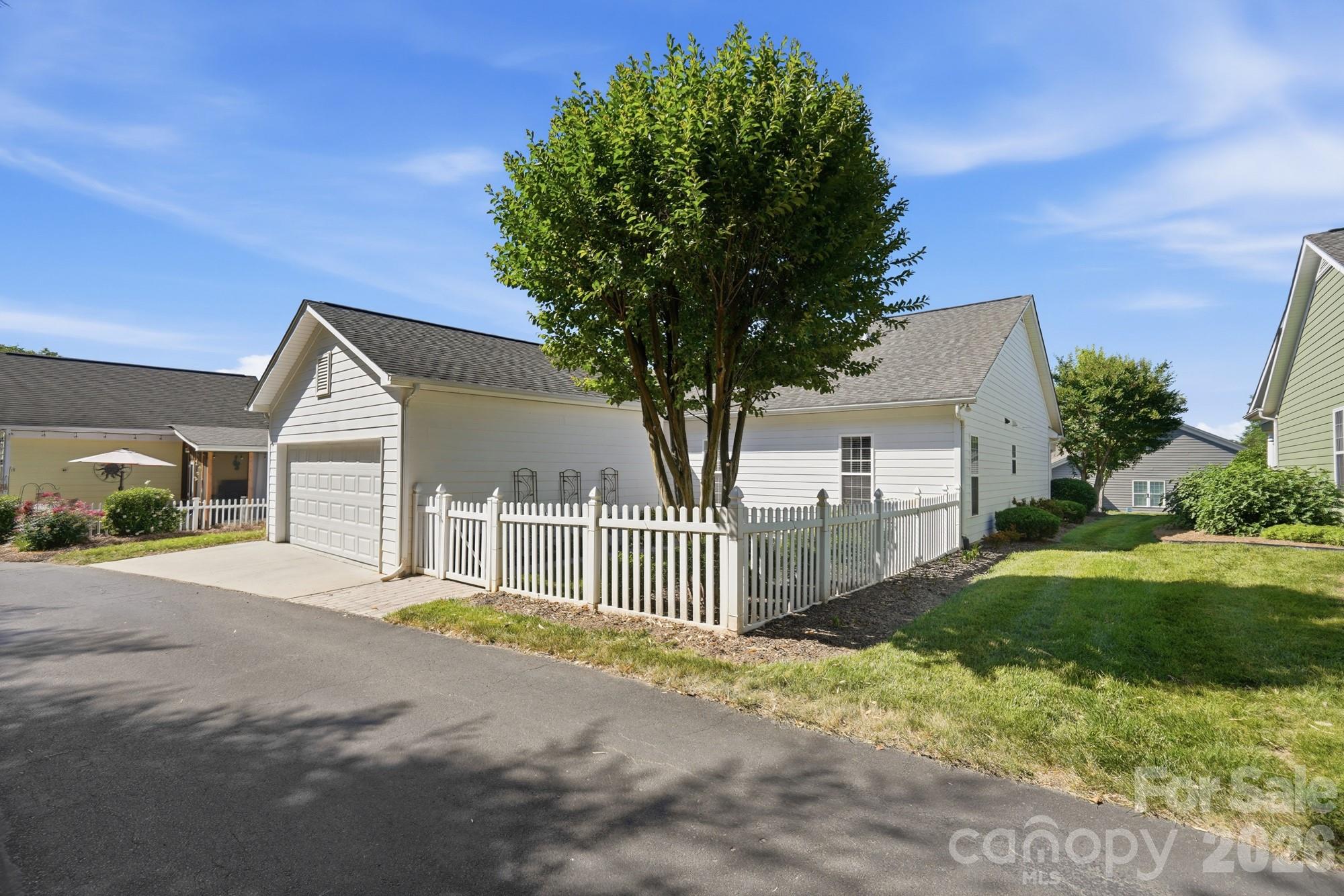 13344 Old Compton Court