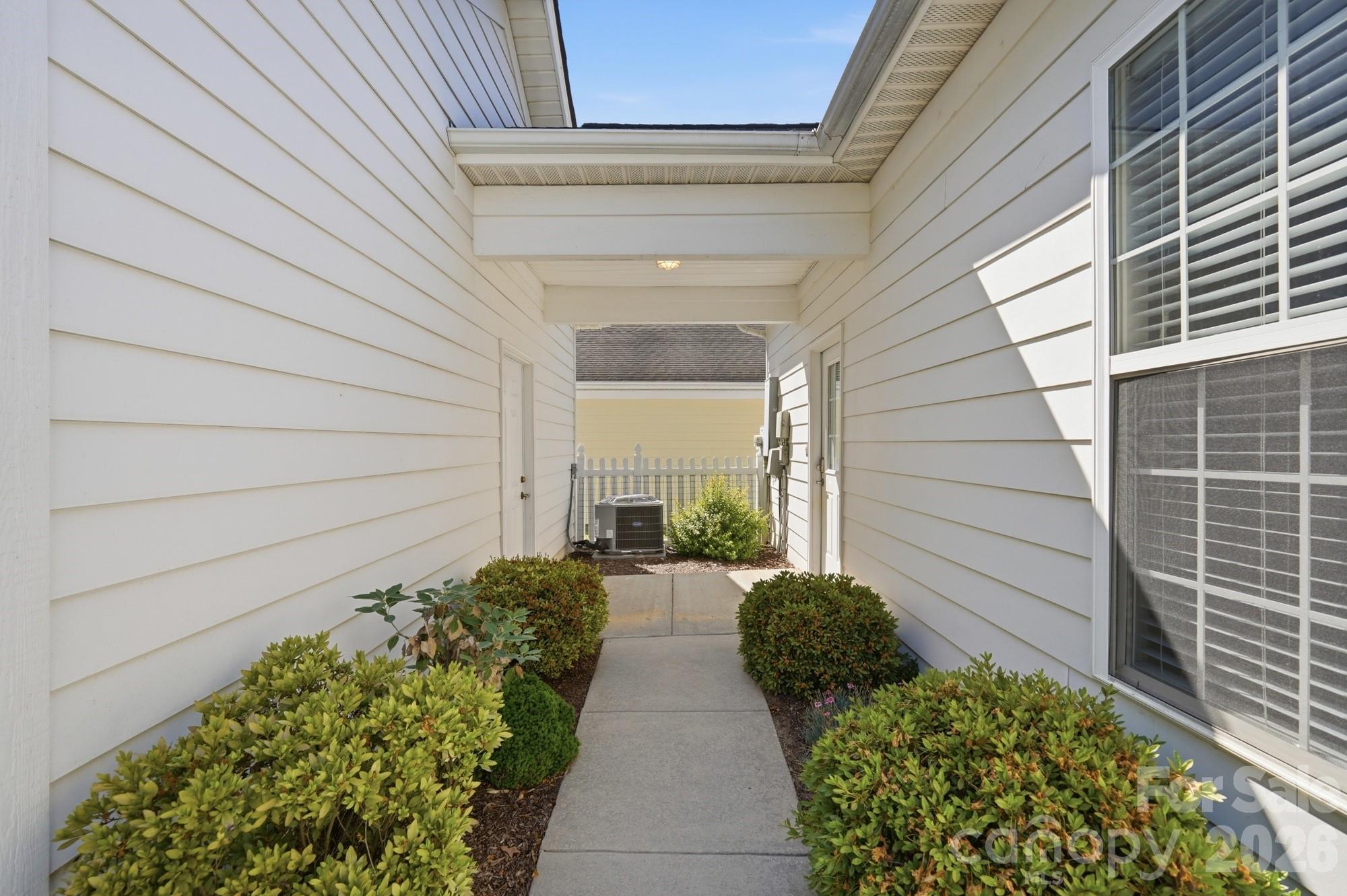 13344 Old Compton Court
