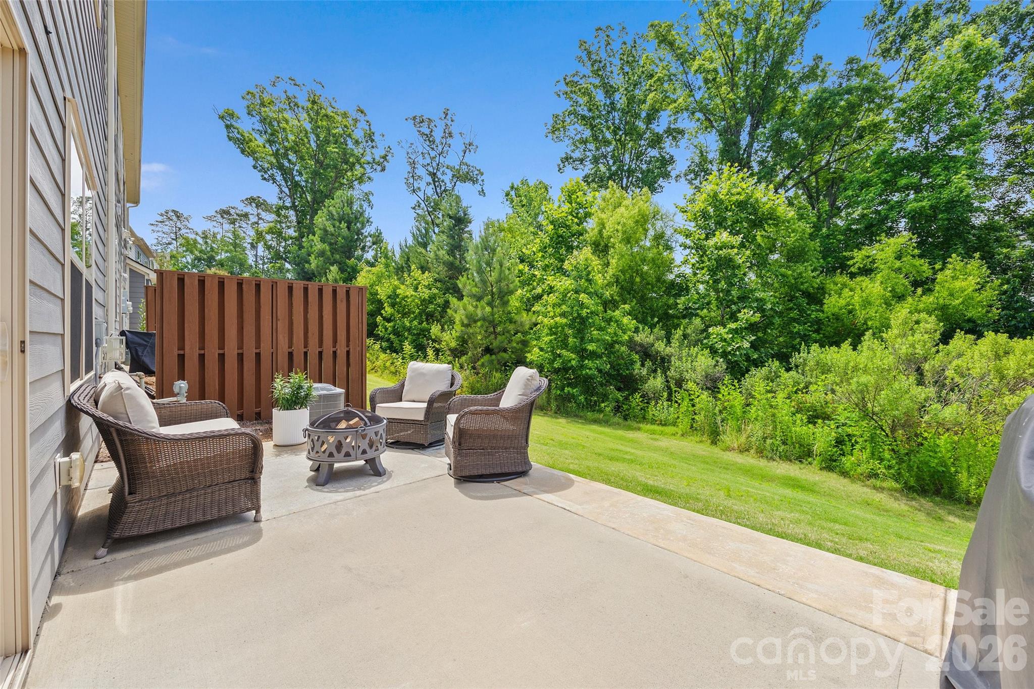 625 Amber Meadows Way