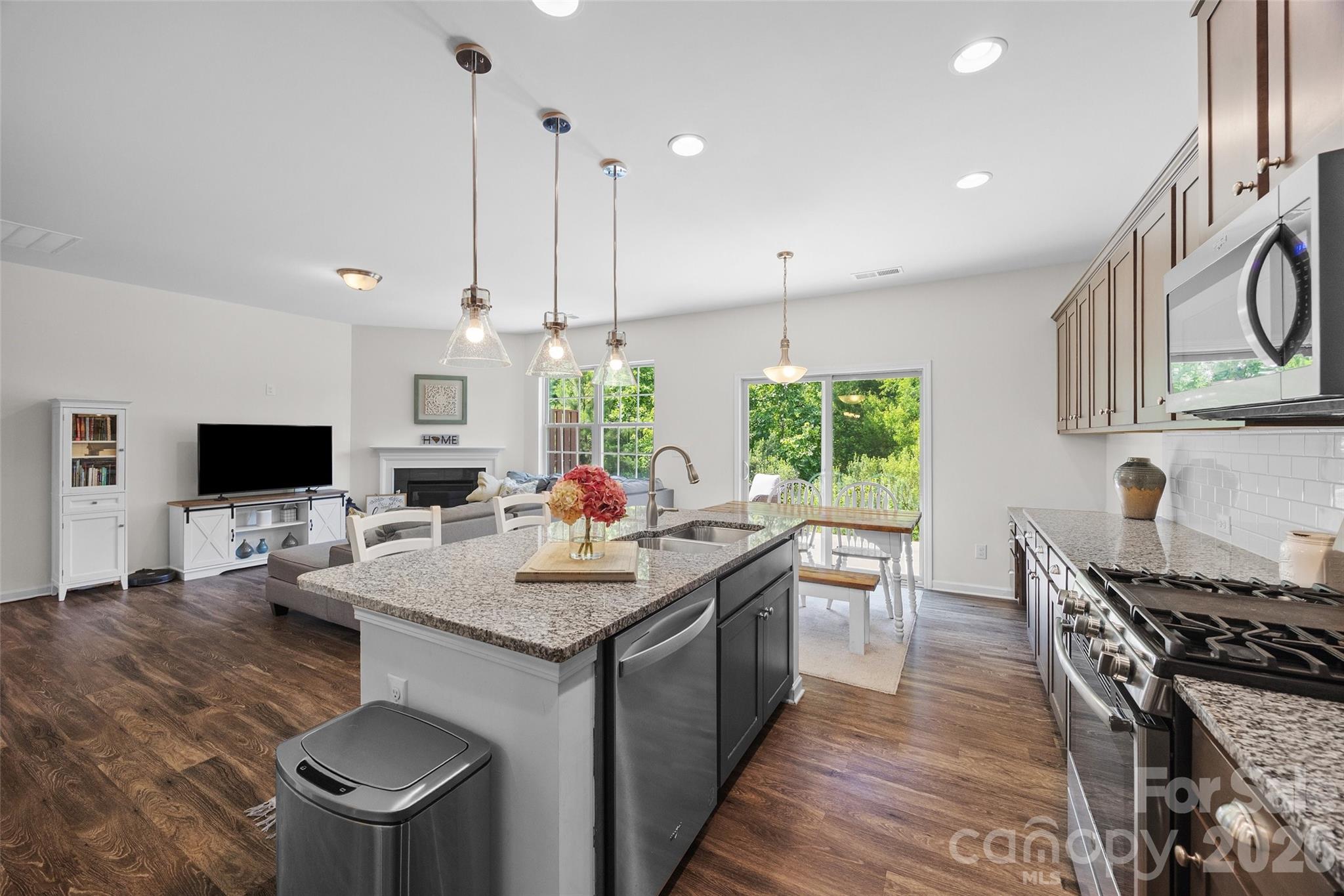 625 Amber Meadows Way