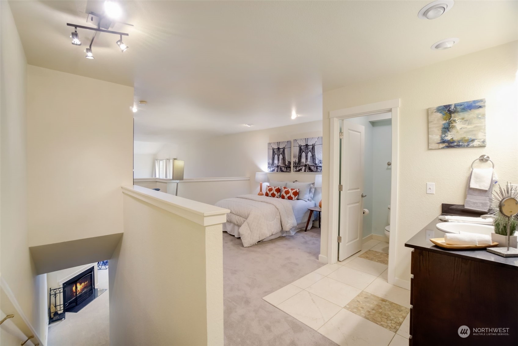 5847 NE 75th Street Unit: A211