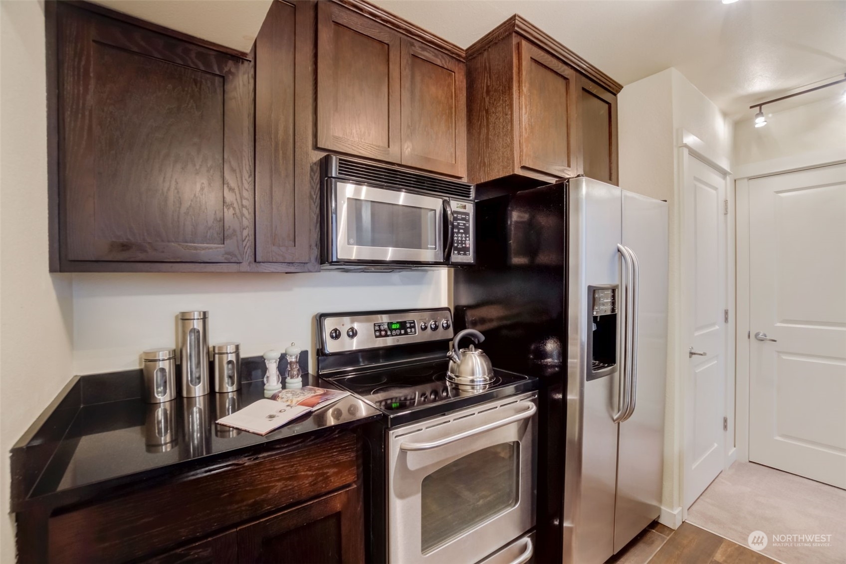 5847 NE 75th Street Unit: A211