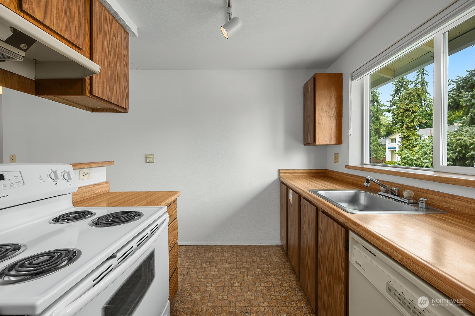 12906 8th Avenue W Unit: D301