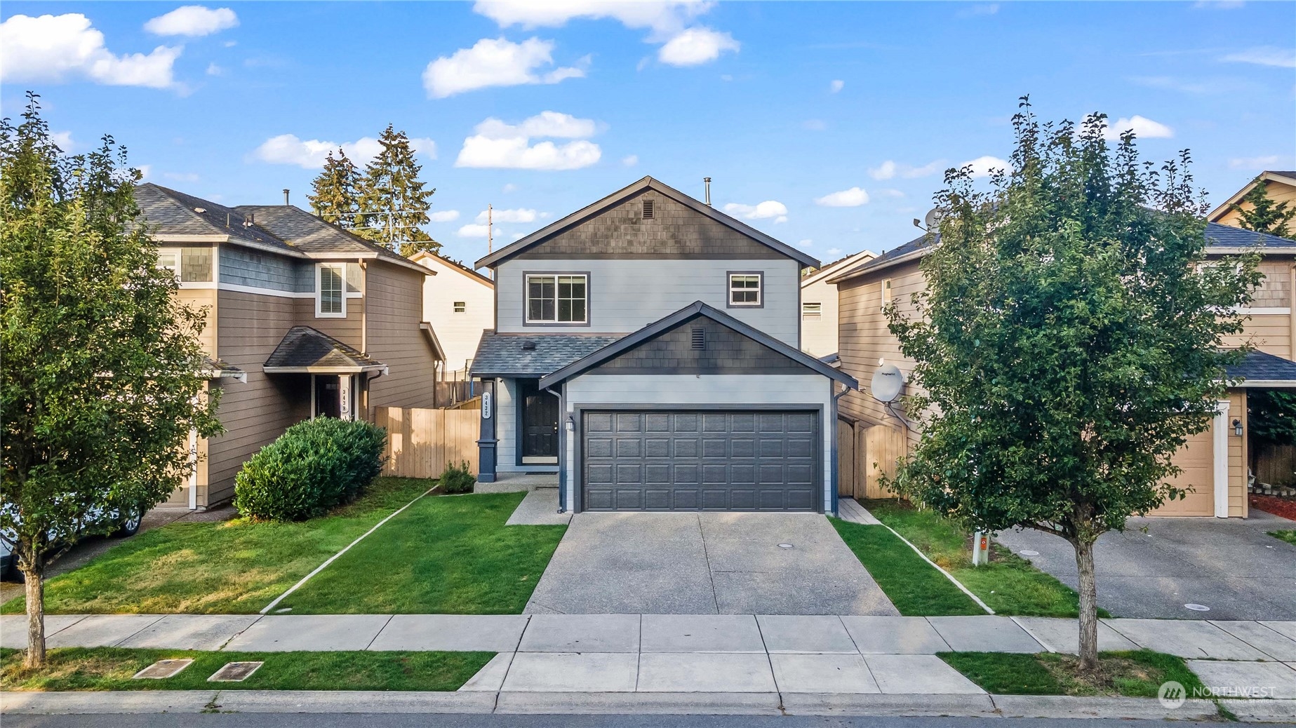 3432 Celebration Avenue E