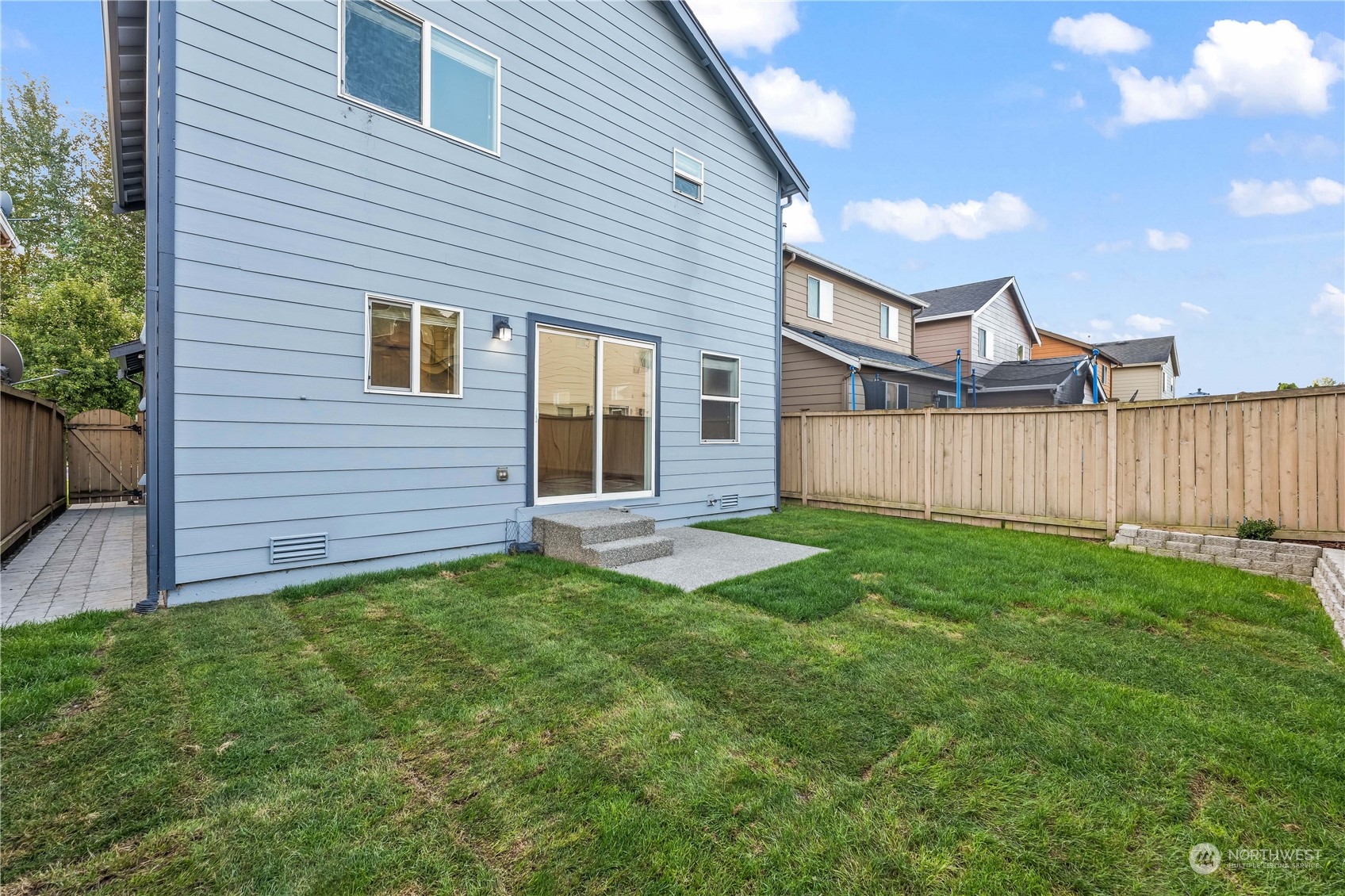 3432 Celebration Avenue E