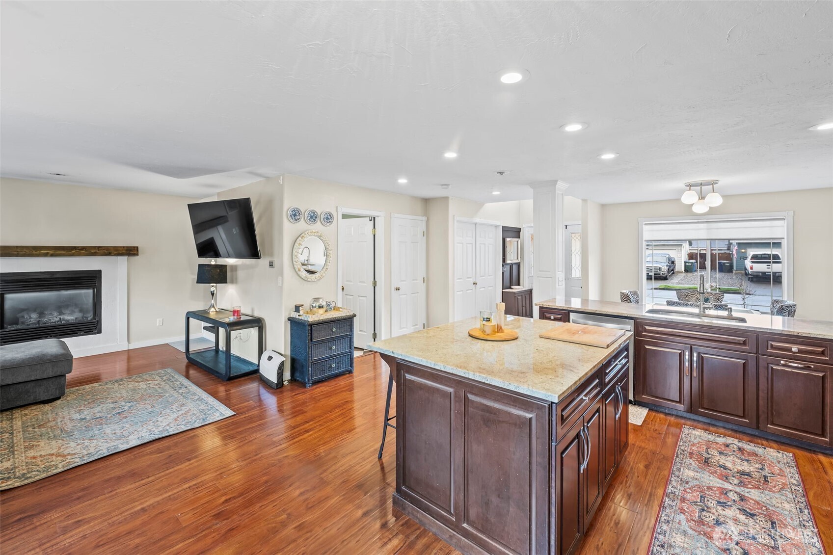 15702 53rd Street Ct E