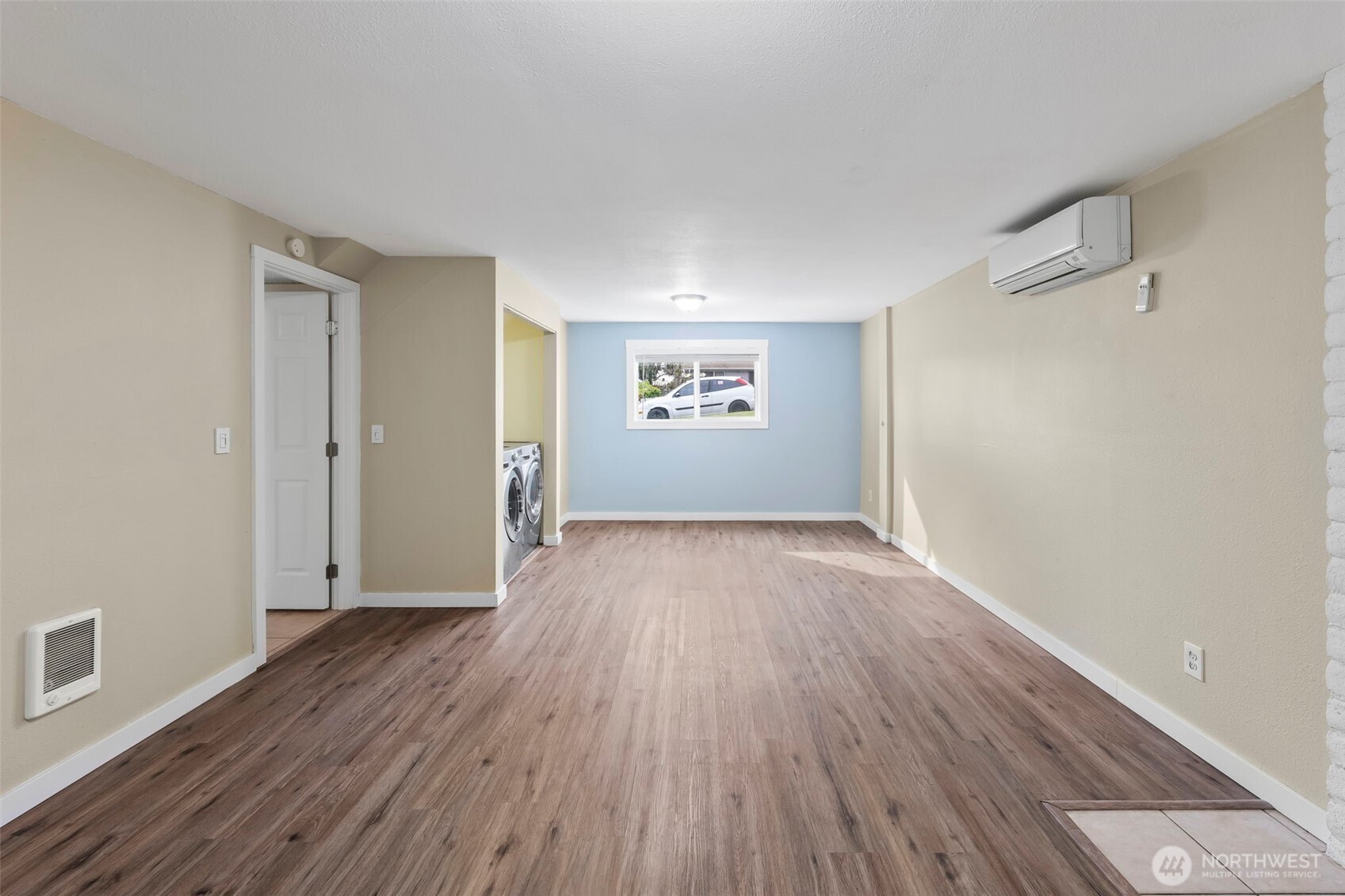 1125 E 60th Street