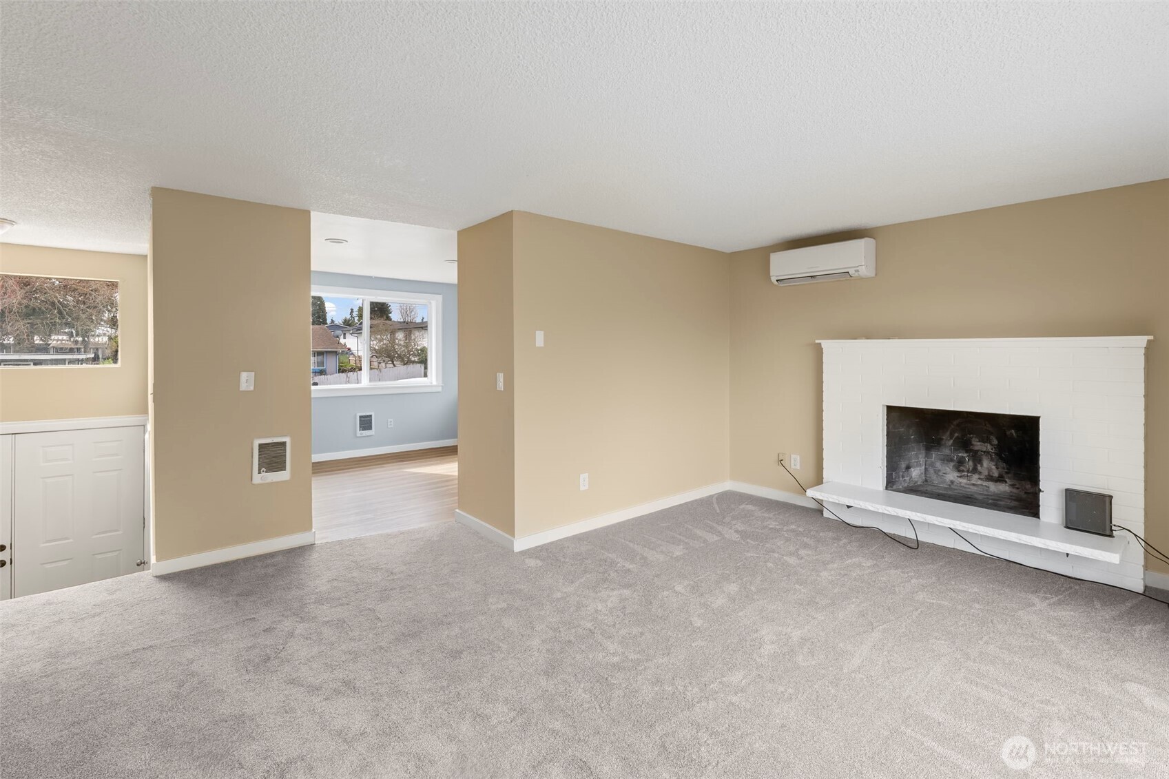 1125 E 60th Street