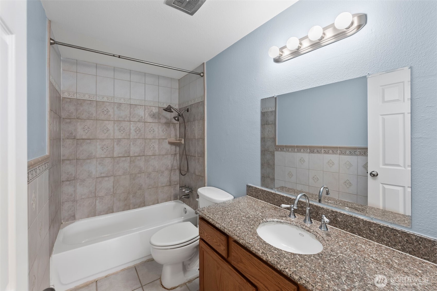 1125 E 60th Street