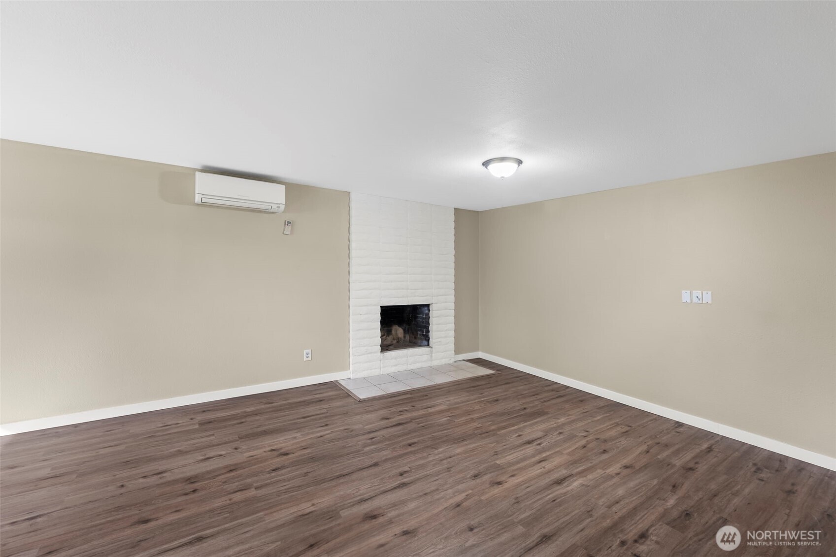 1125 E 60th Street