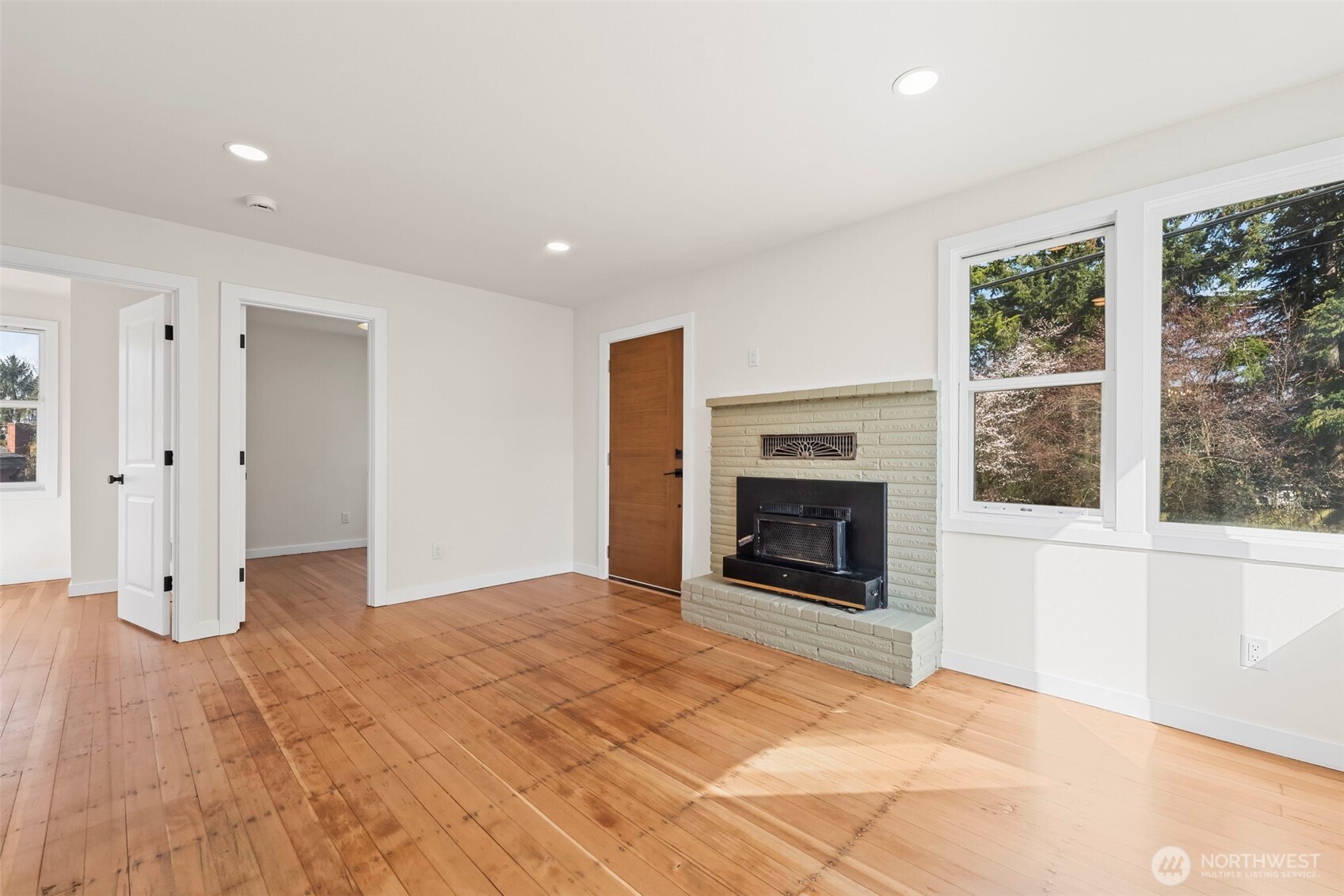 10033 14th Avenue S