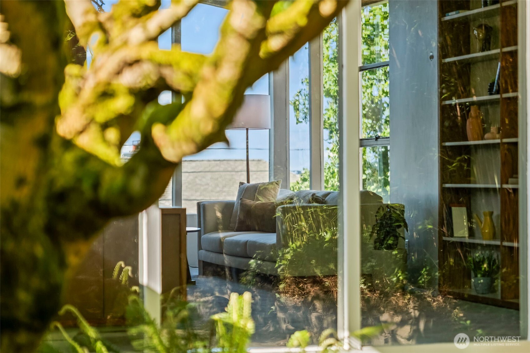 1353 E Boston Street