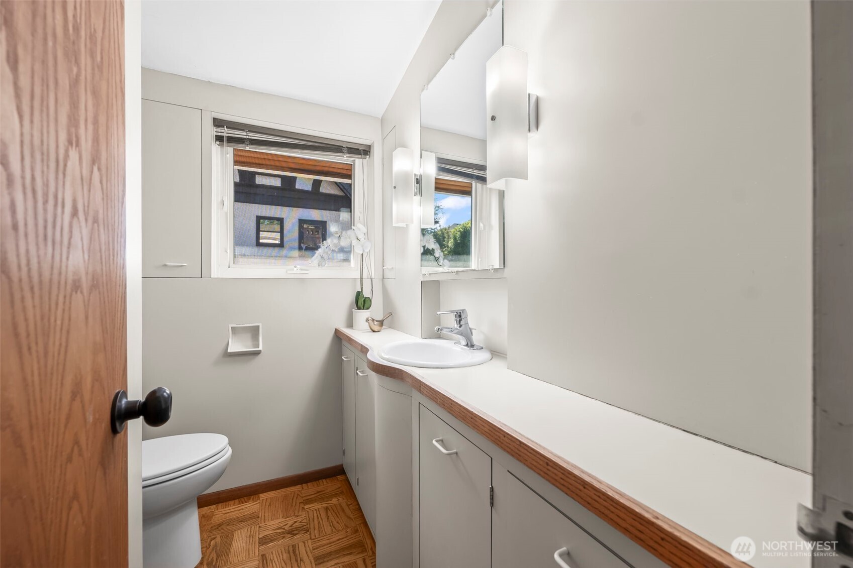 1353 E Boston Street