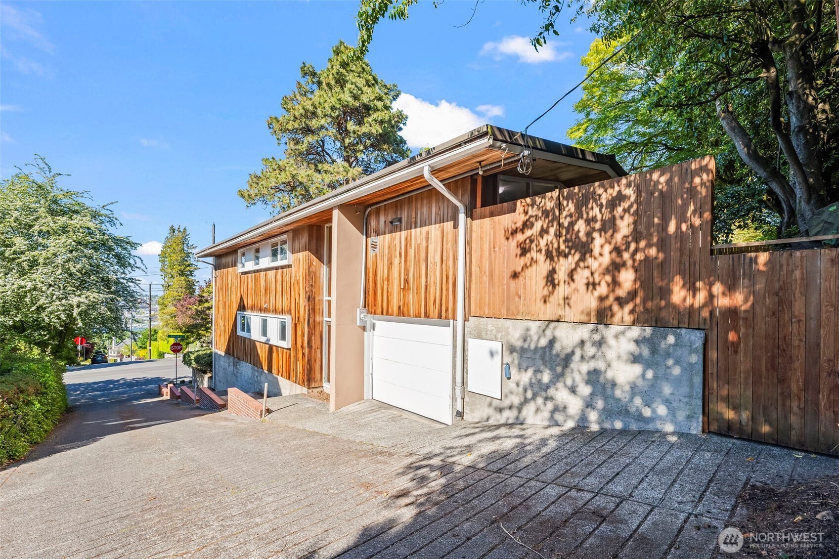 1353 E Boston Street