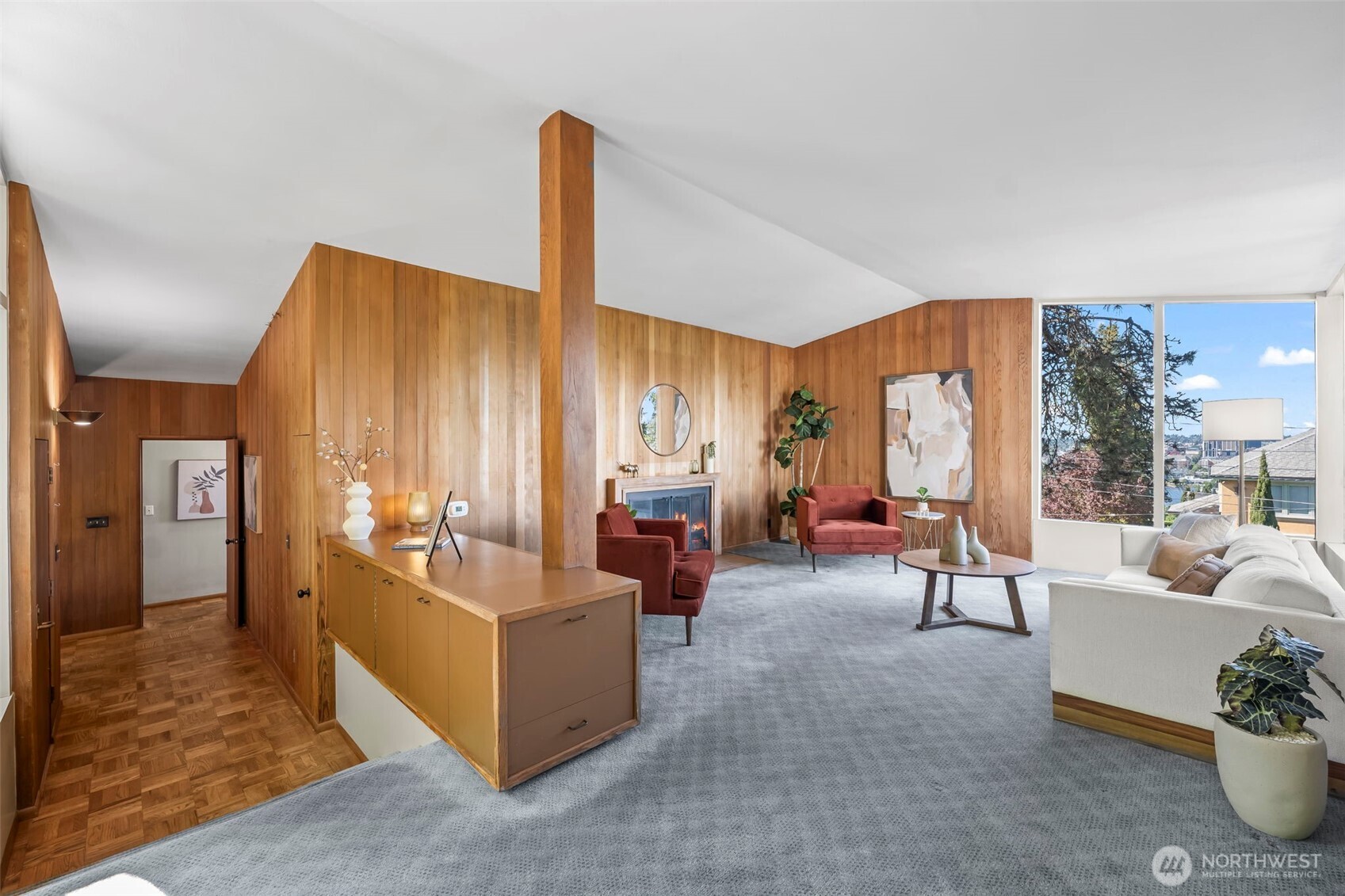 1353 E Boston Street