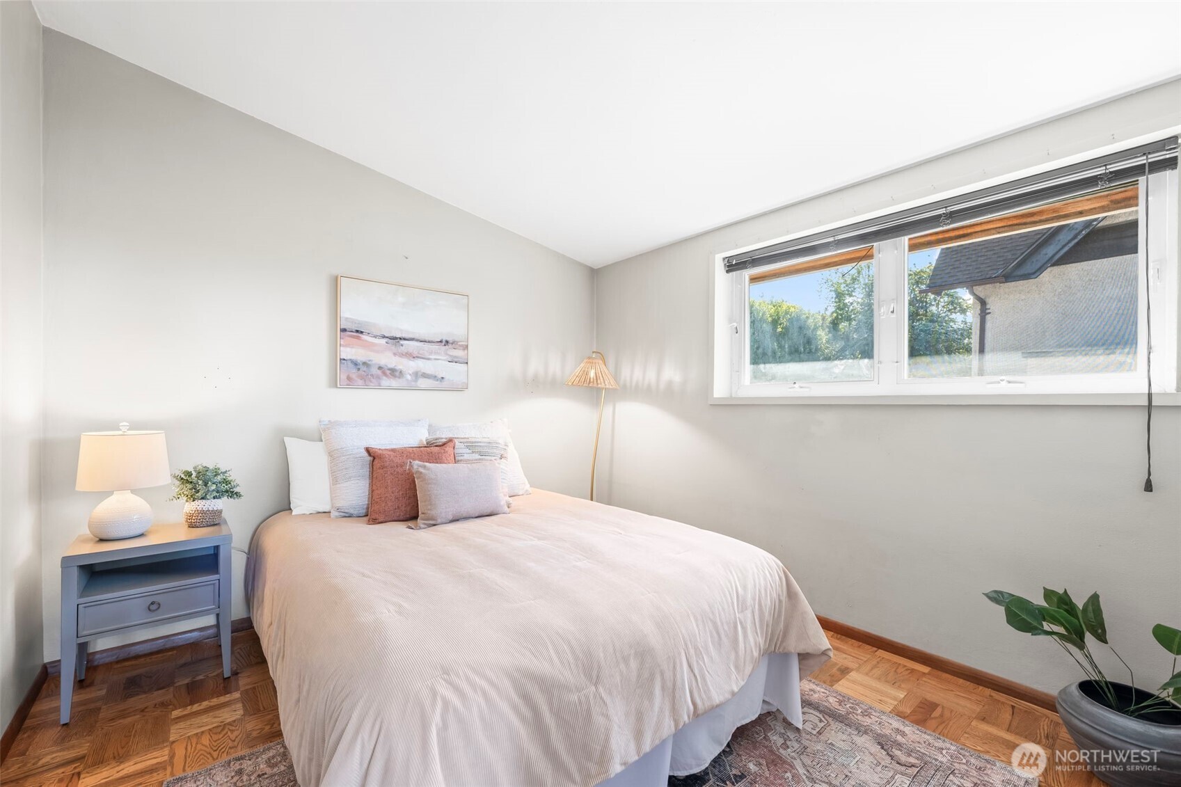 1353 E Boston Street