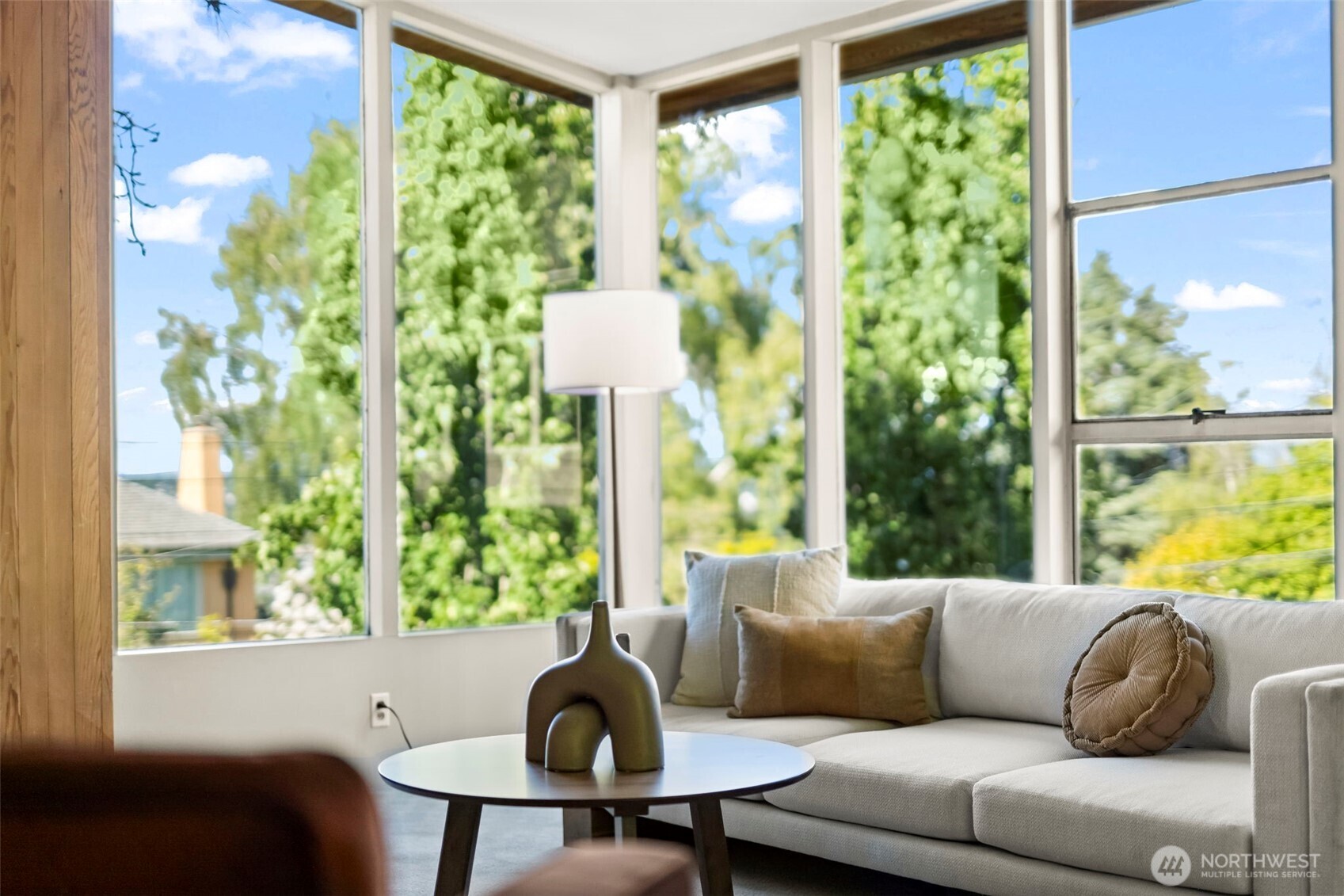 1353 E Boston Street