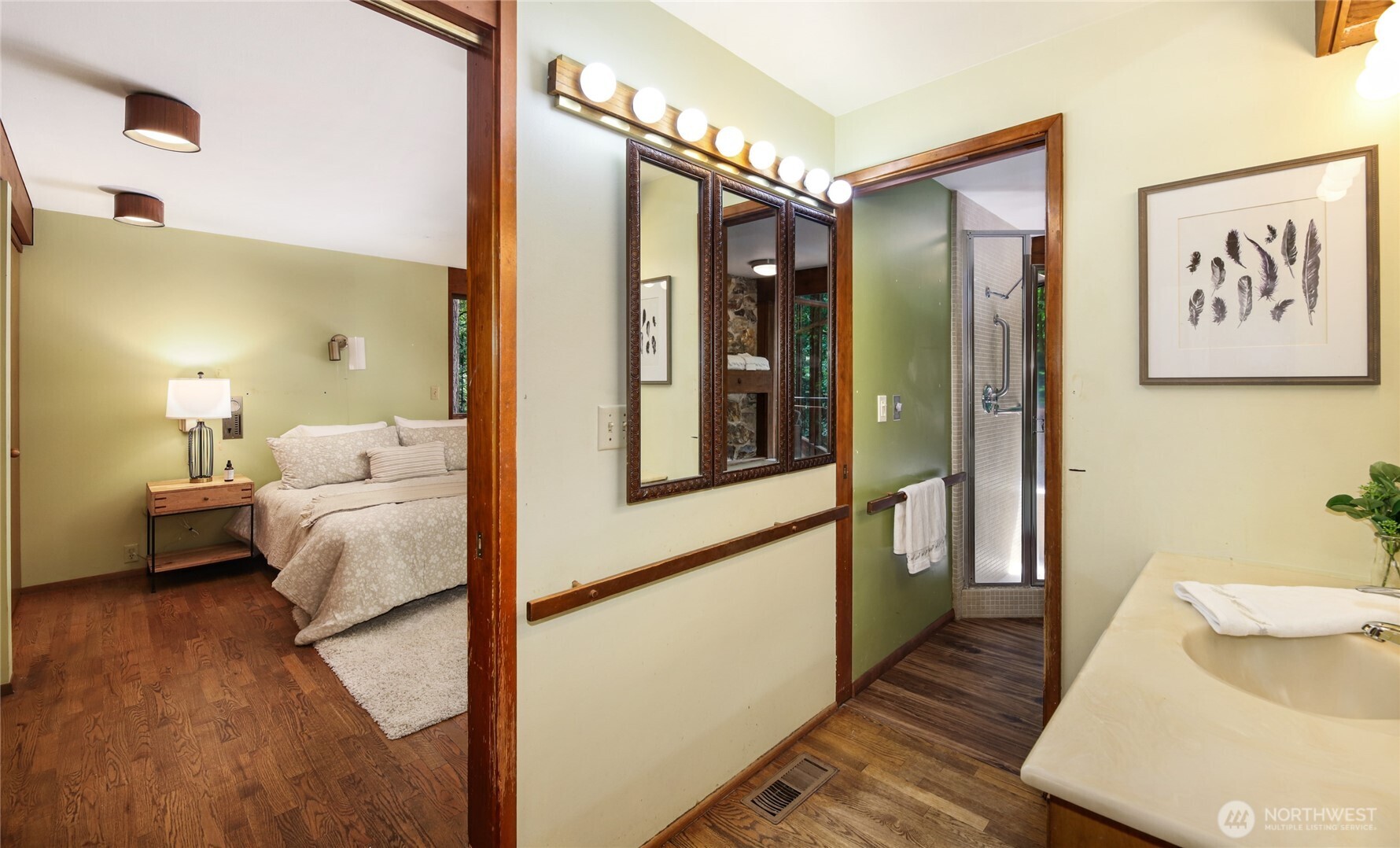 17228 10th Avenue NW