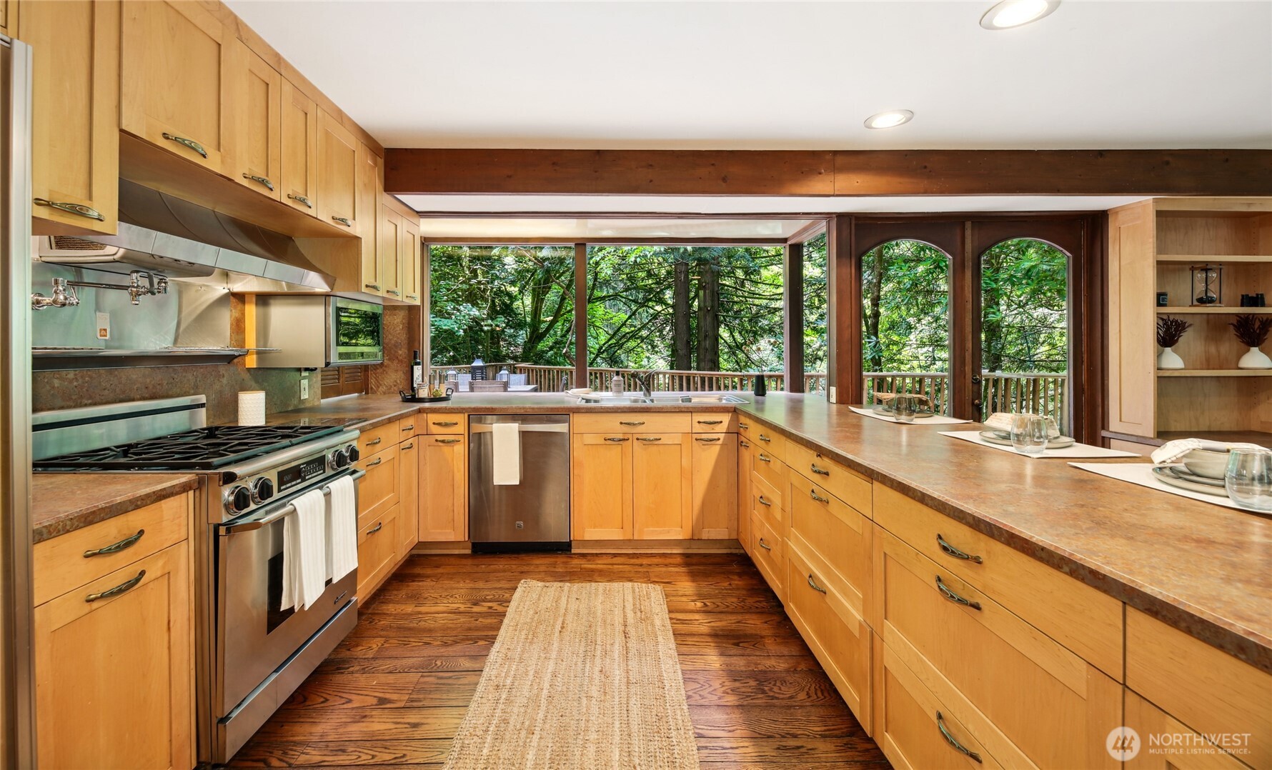 17228 10th Avenue NW