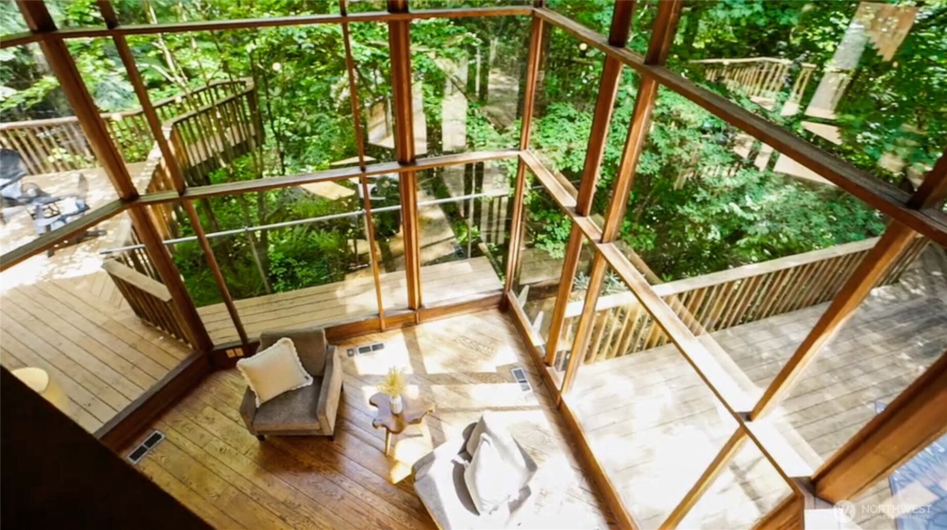 17228 10th Avenue NW